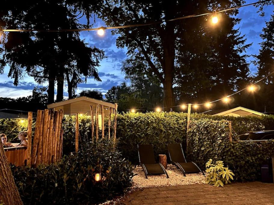 Het Verwende Nest met privé hottub & Barrel sauna