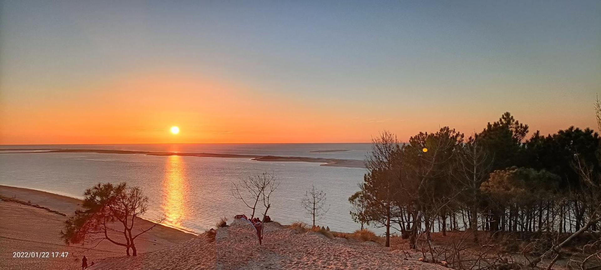 Studio indépendant mios bourg