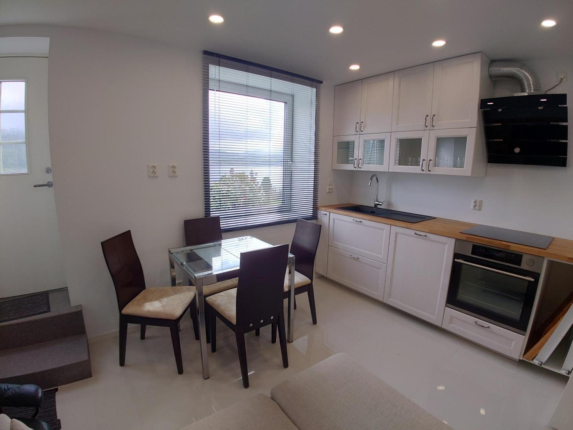 Bergen sunrise Apartment - self check in - Free Parking