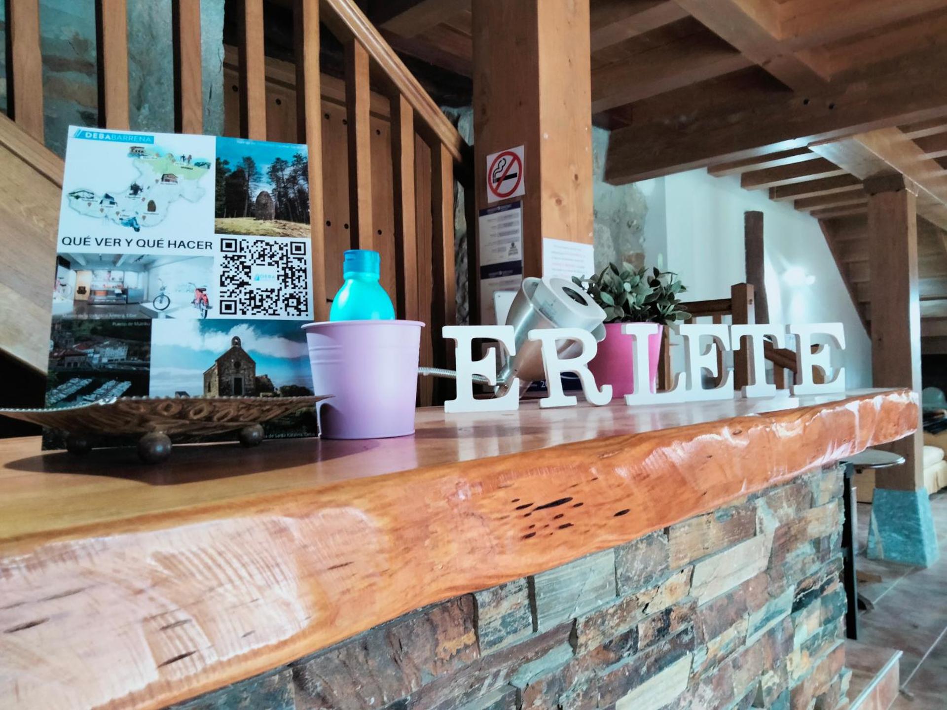 Agroturismo Erlete Goikoa -ESTAMOS EN EL CAMINO DE SANTIAGO -WE ARE ON THE CAMINO DE SANTIAGO