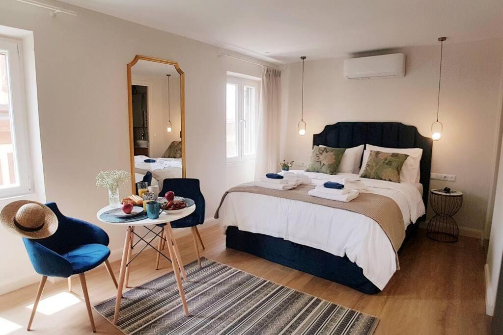 Sole e Luna Studio · Corfu Old Town