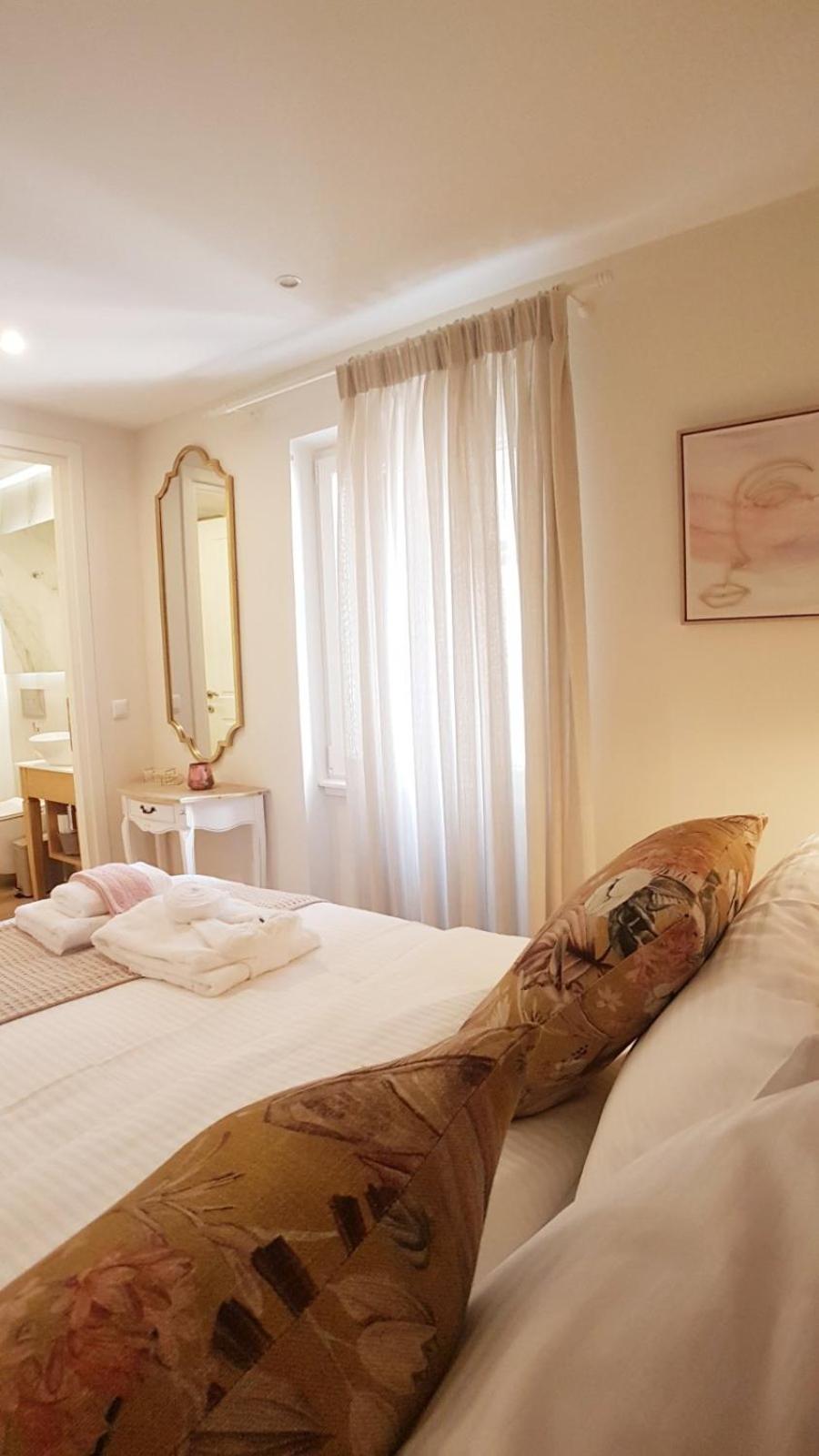 Sole e Luna Studio · Corfu Old Town