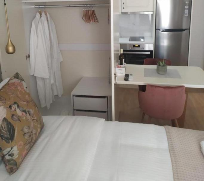 Sole e Luna Studio · Corfu Old Town