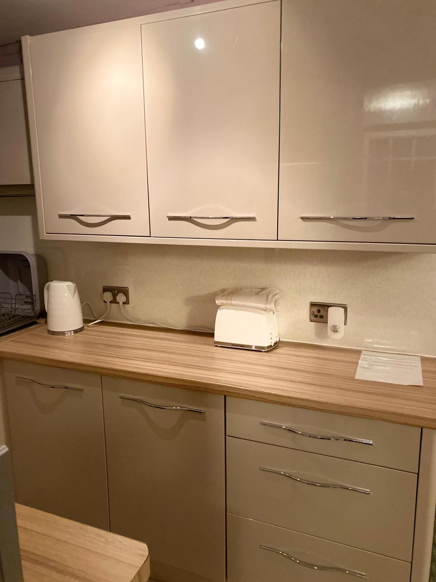 Coastal Cabin Chalet