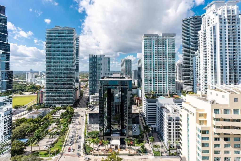 Beautiful 3 bedroom apartment in Brickell Miami
