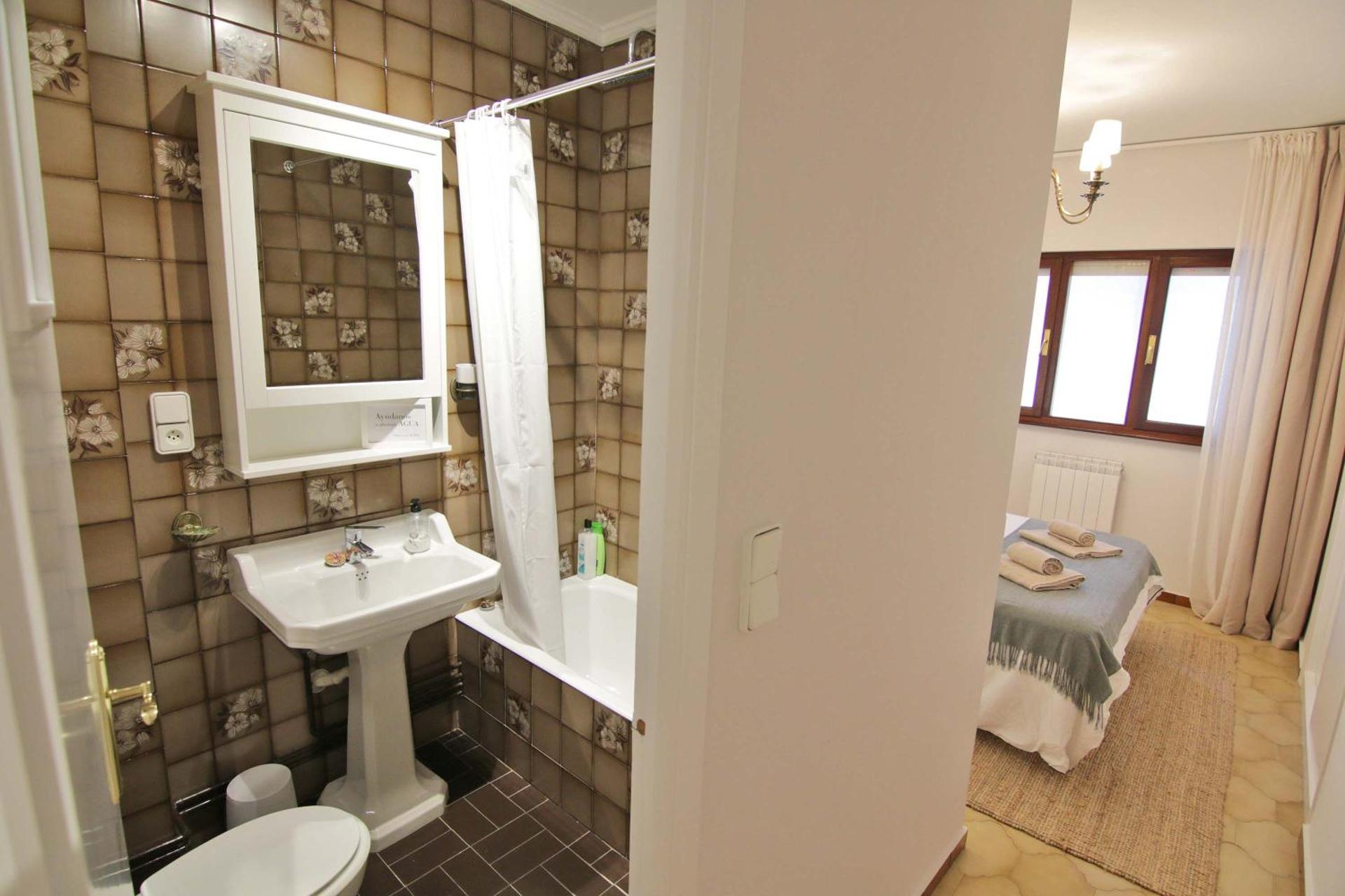 Piso con vistas a la playa de Laredo - APARTAMENTO BELLAVISTA