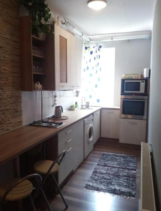 Hunyadi utcai garzon