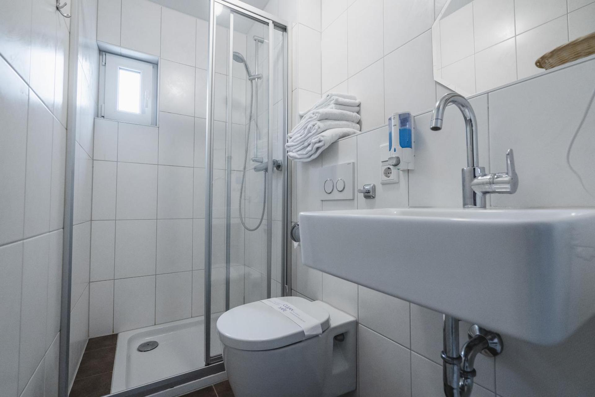 Gästehaus 3-Bett-Zimmer