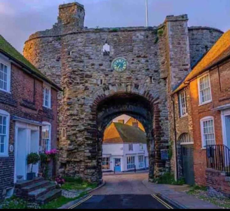 Rye- Tillingham Rye - LOCATION LOCATION LOCATION!