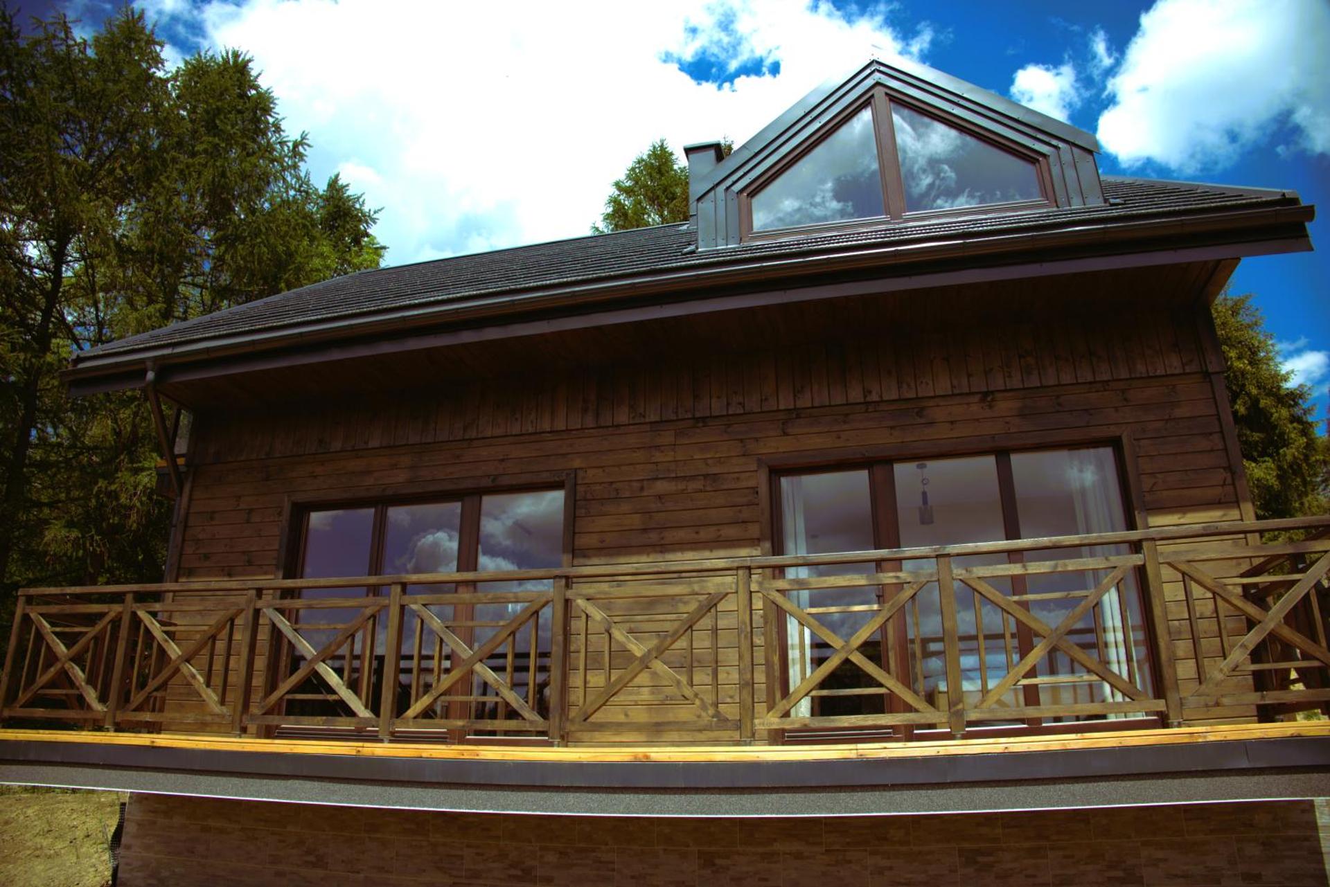 Szumny Dwór - pokoje z łazienkami