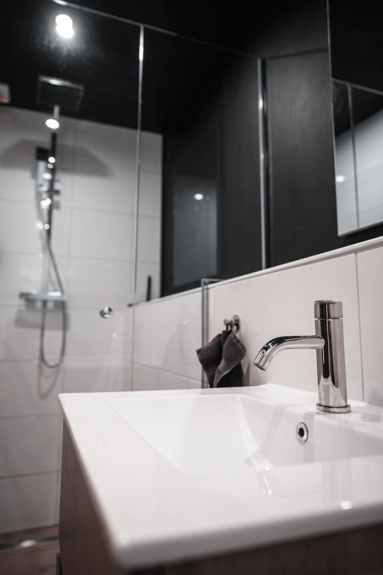 Cosy Aquarium for a couple or friends