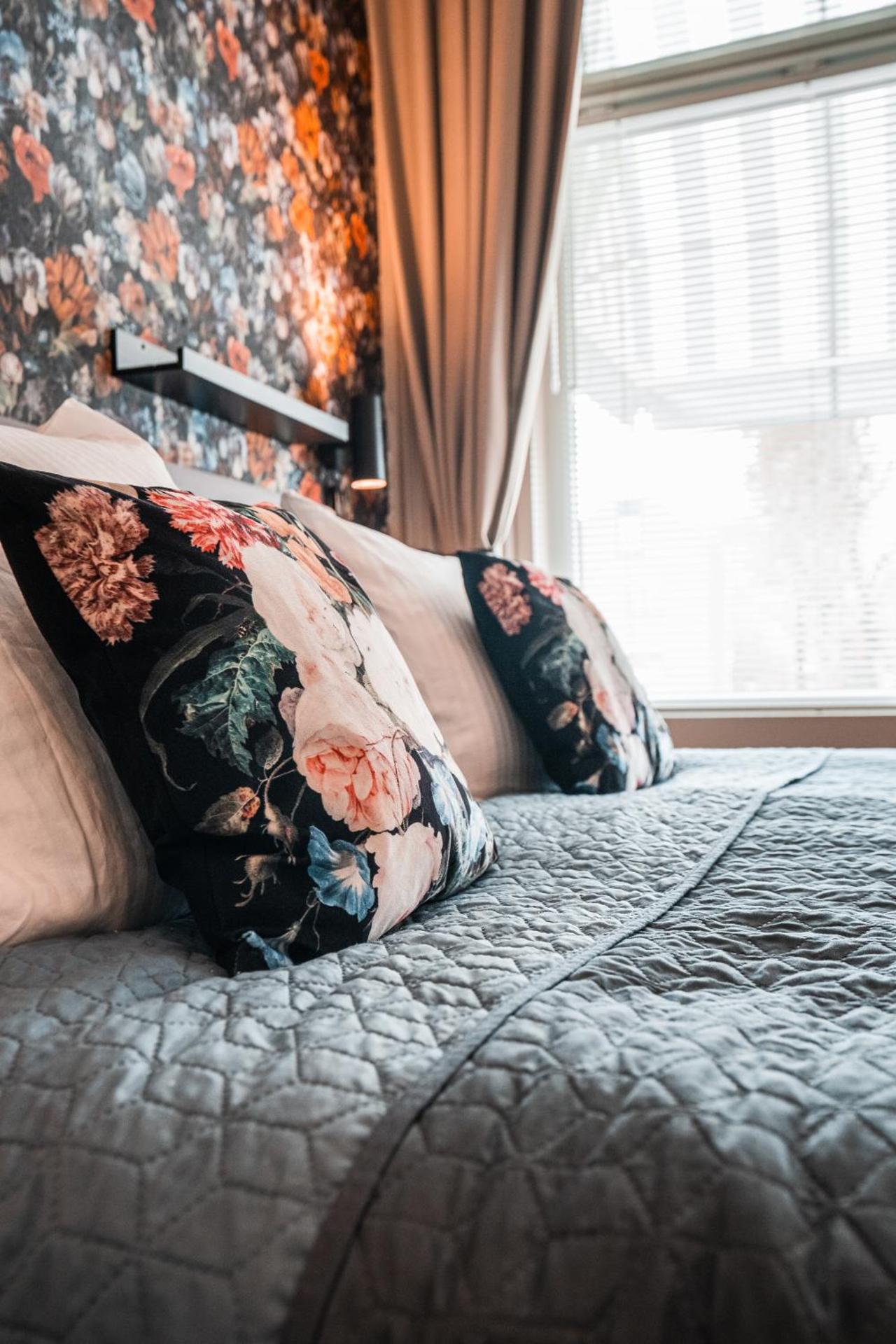 The Hogg House - a city delight for two