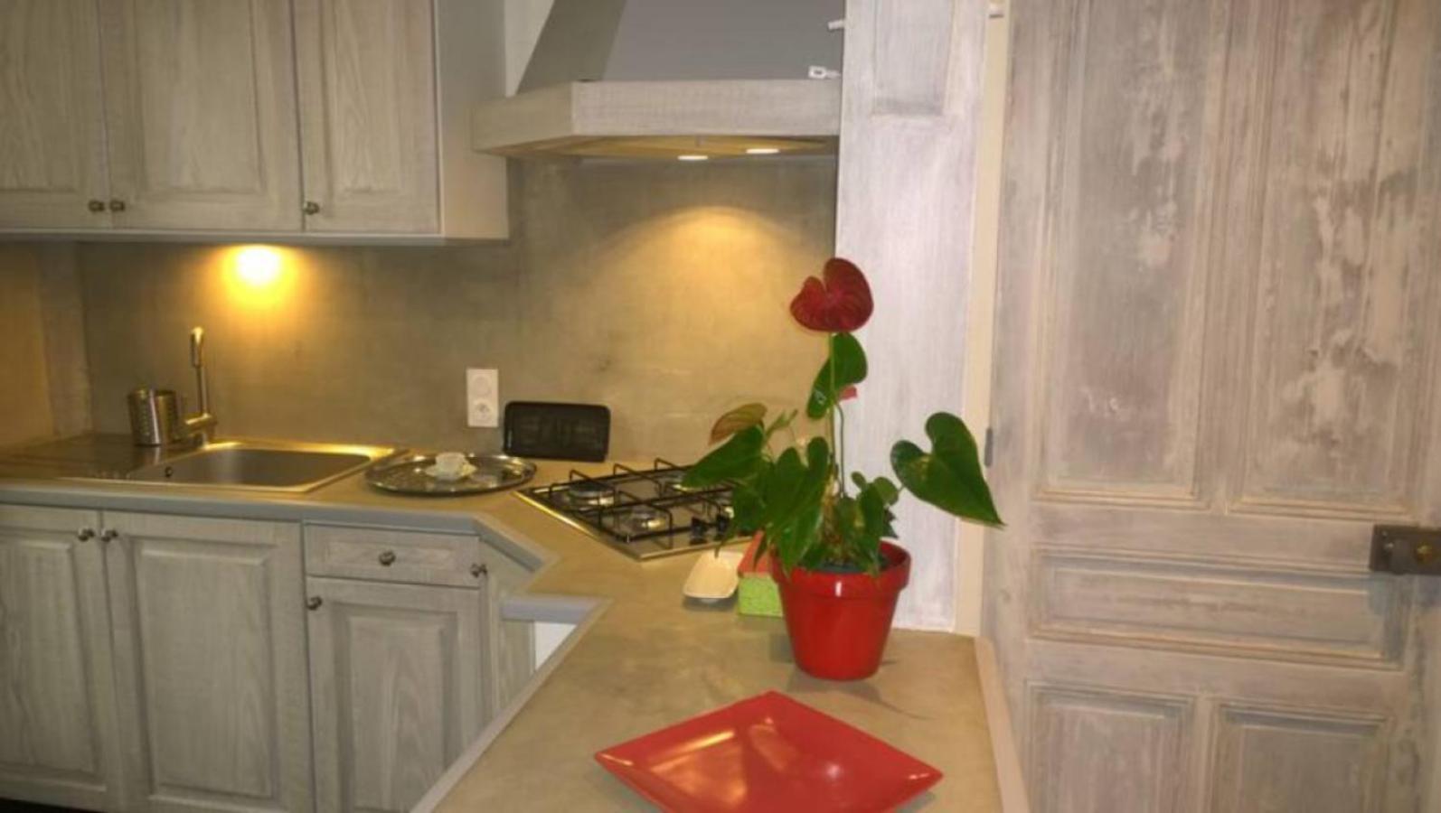 Kitchen or kitchenette