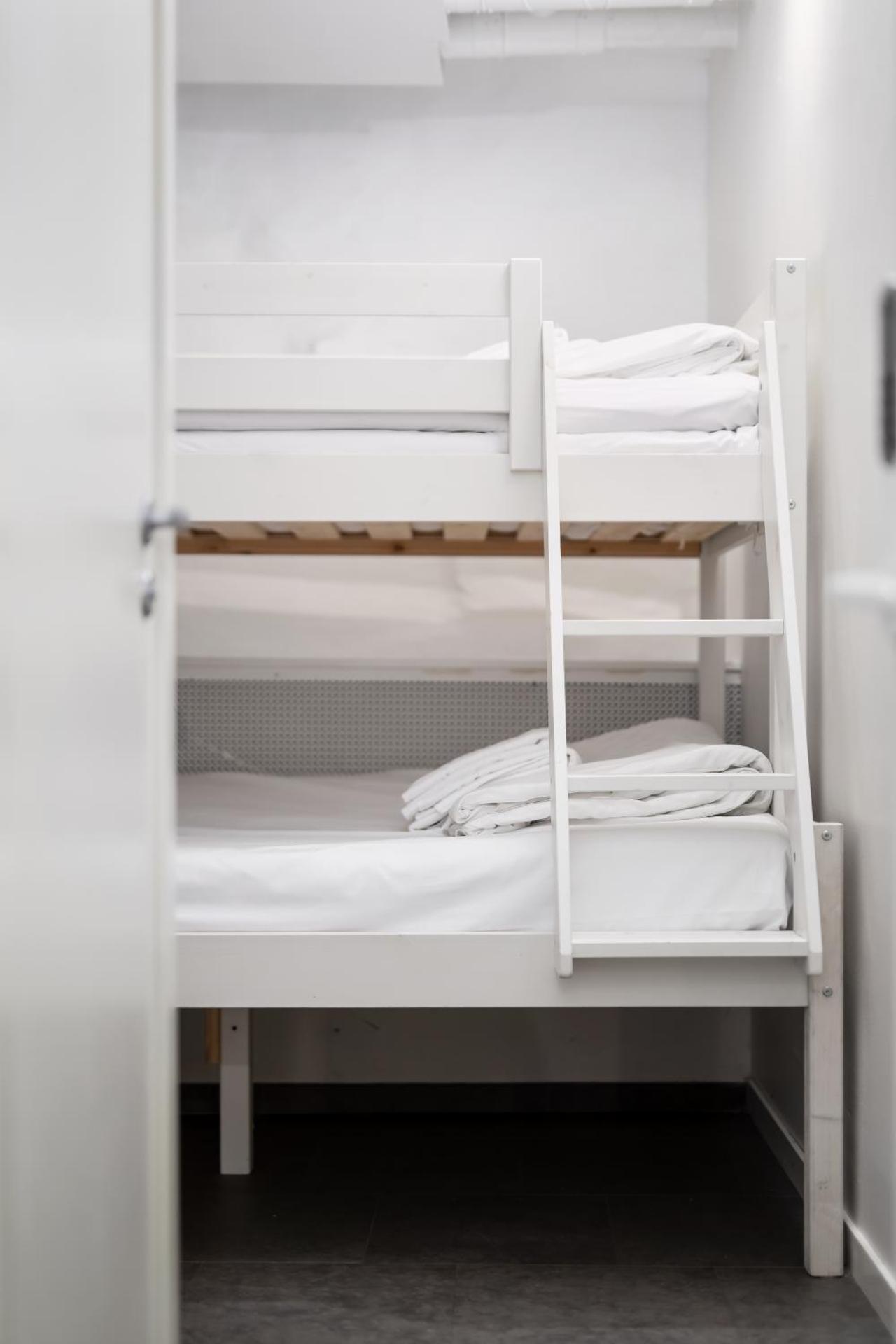 Compact Twin Room with Bunk Beds & Private Bathroom (Without Windows)