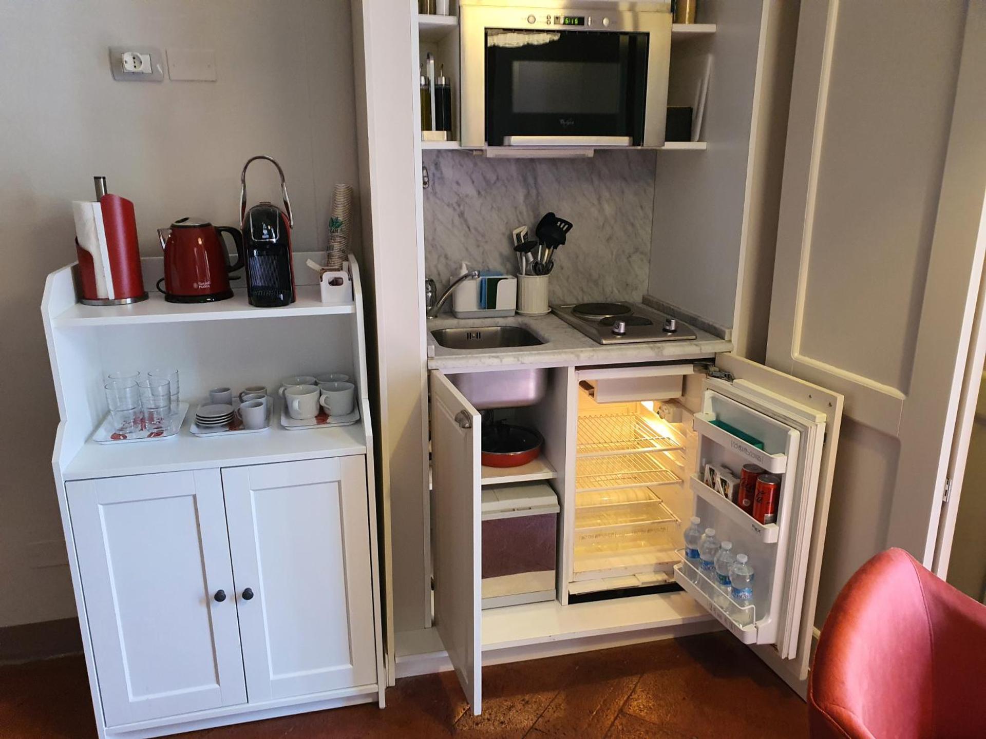 Coffee/tea facilities