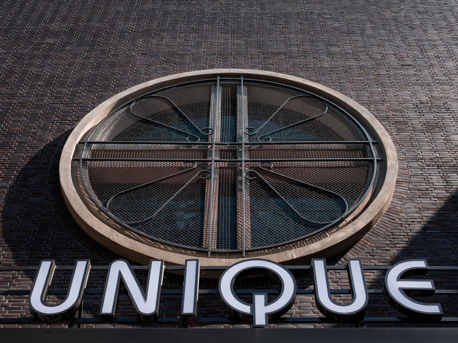 Property logo or sign