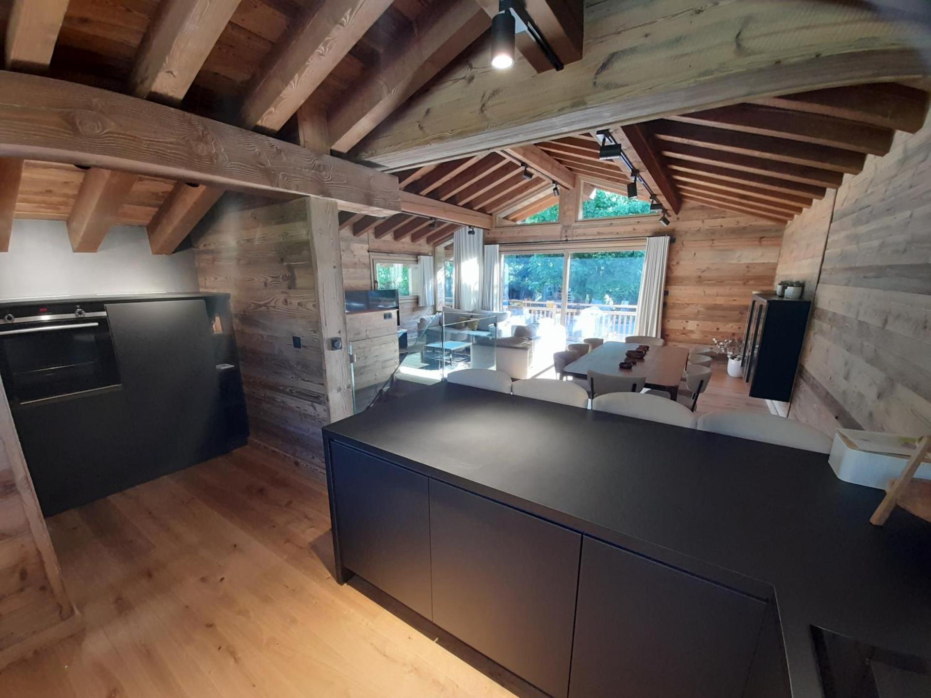 Chalet Lily by Brennus Chamonix