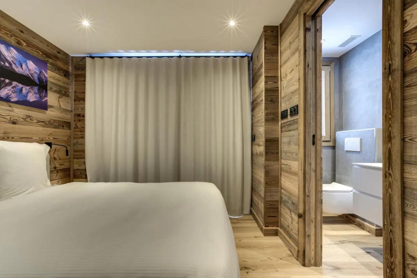 Chalet Lily by Brennus Chamonix