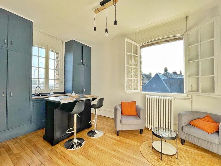 DOMFRONT-BNB : CHIC & CONFORT