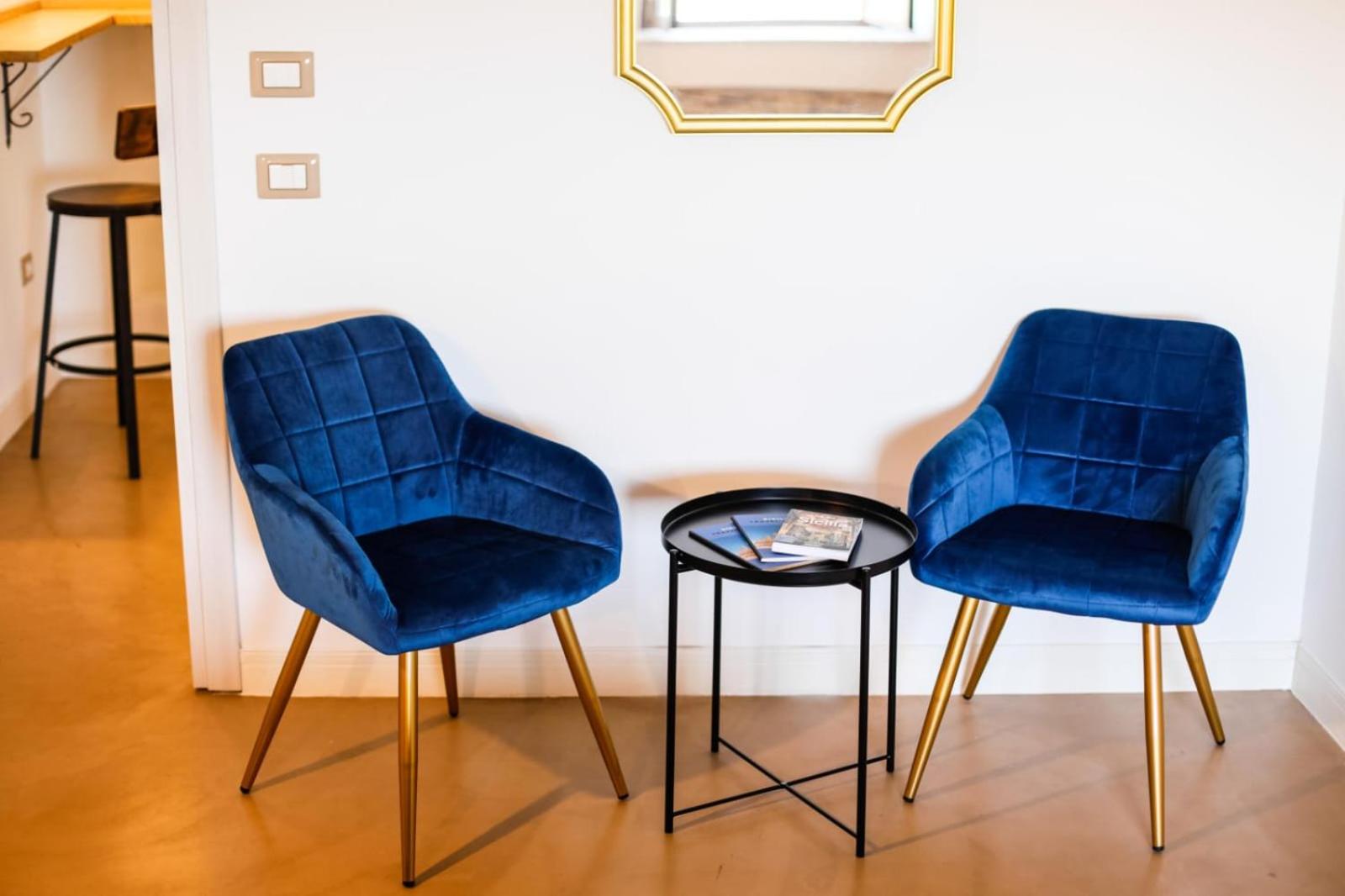 111 apartments & rooms