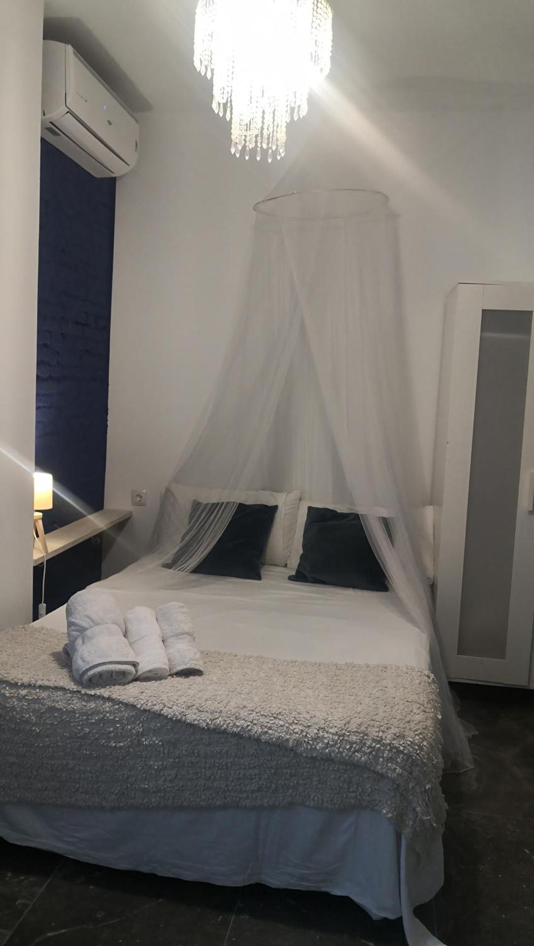 Deluxe Suite with Spa Bath