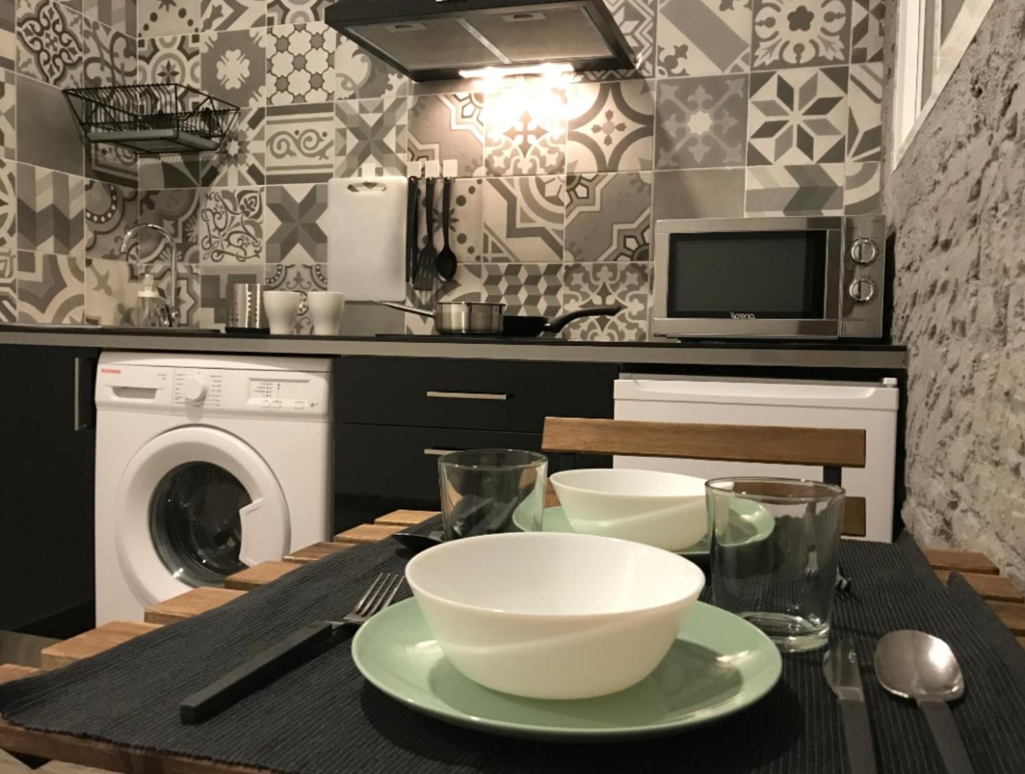 Pequeño Alojamiento con Mini Piscina - NO climatizada