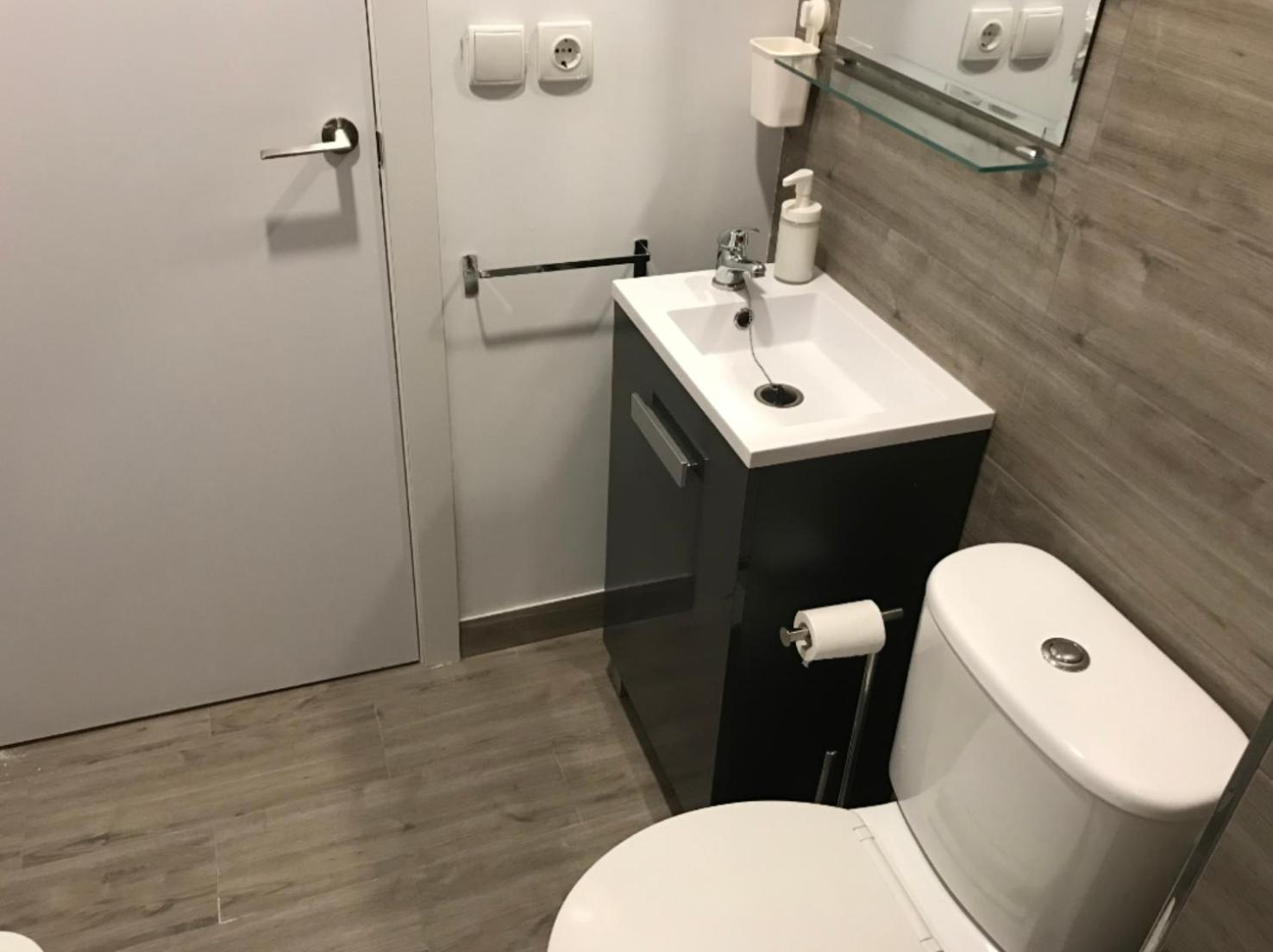 Pequeño Alojamiento con Mini Piscina - NO climatizada