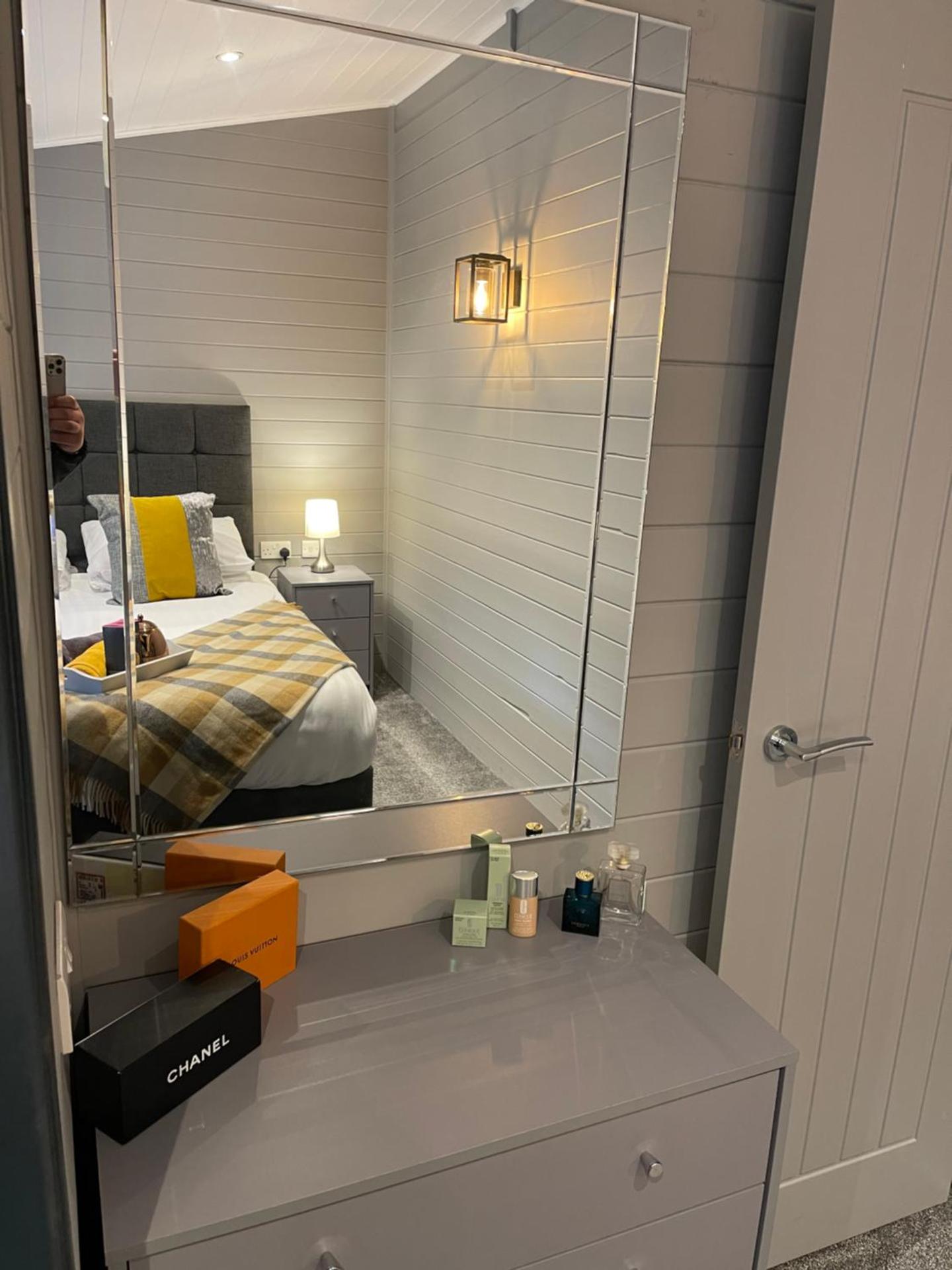 L14 - Riverside Penrhyn Lodge