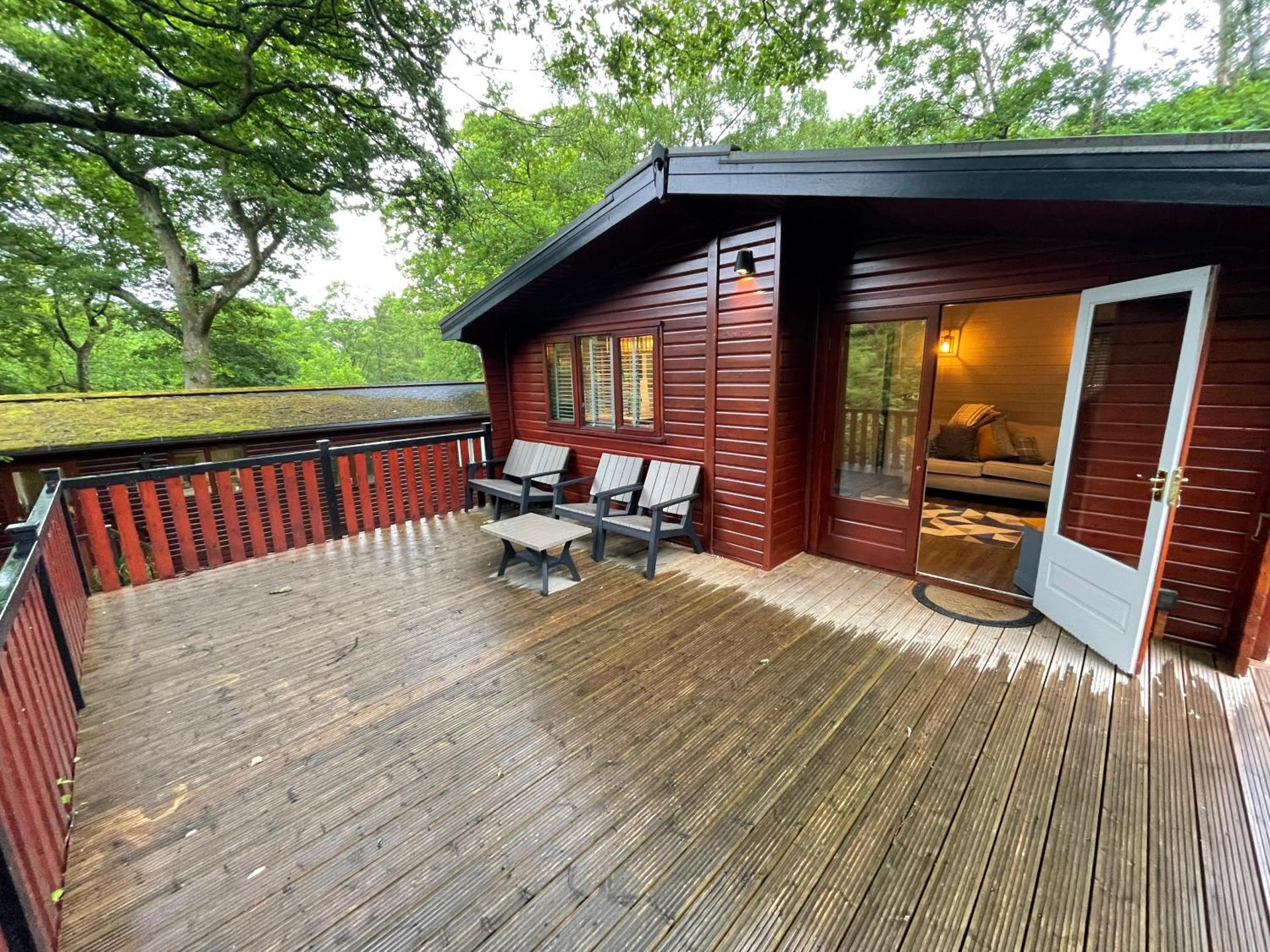 L14 - Riverside Penrhyn Lodge