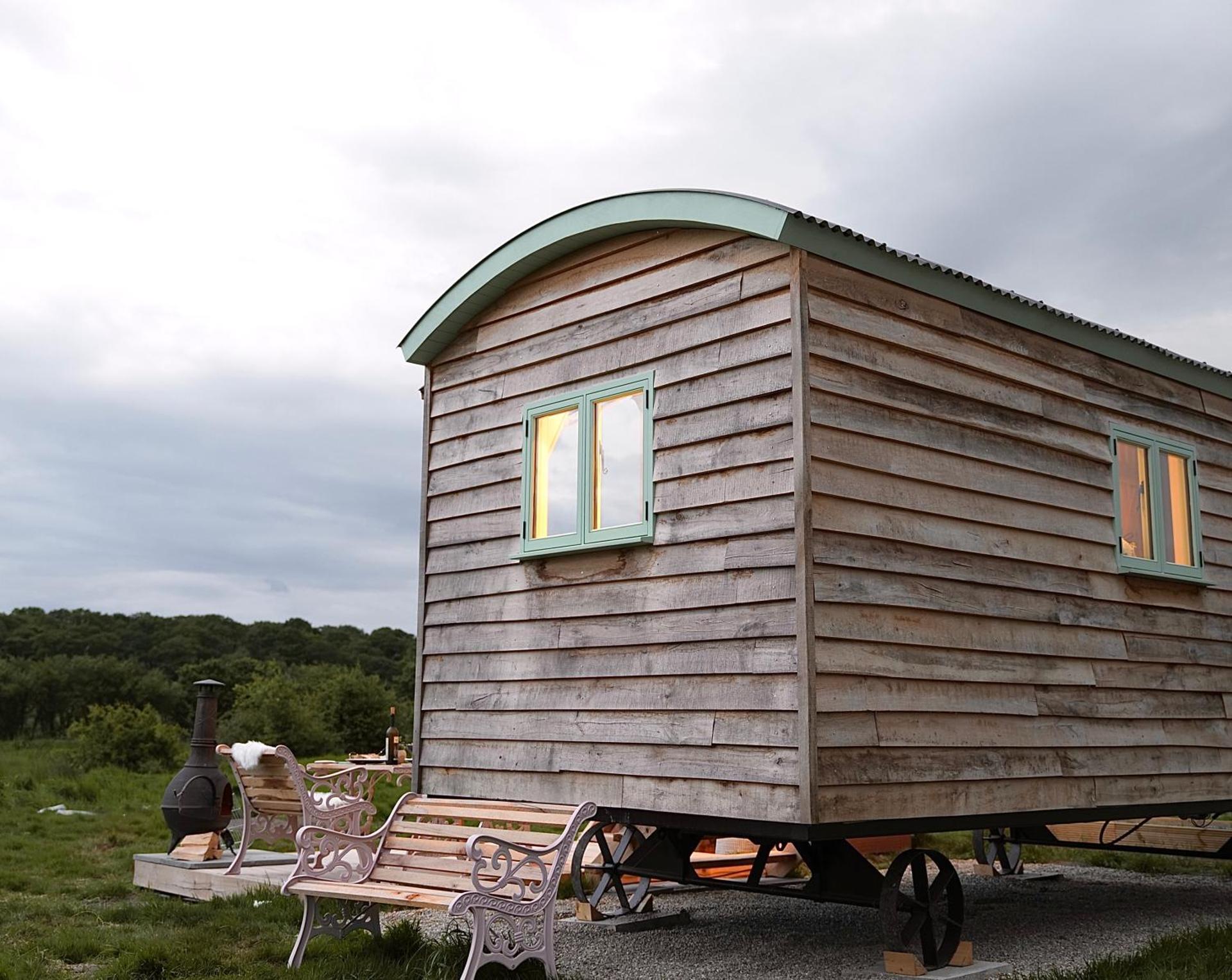 Luxury Retreat 30mins Taxi Ride From West London