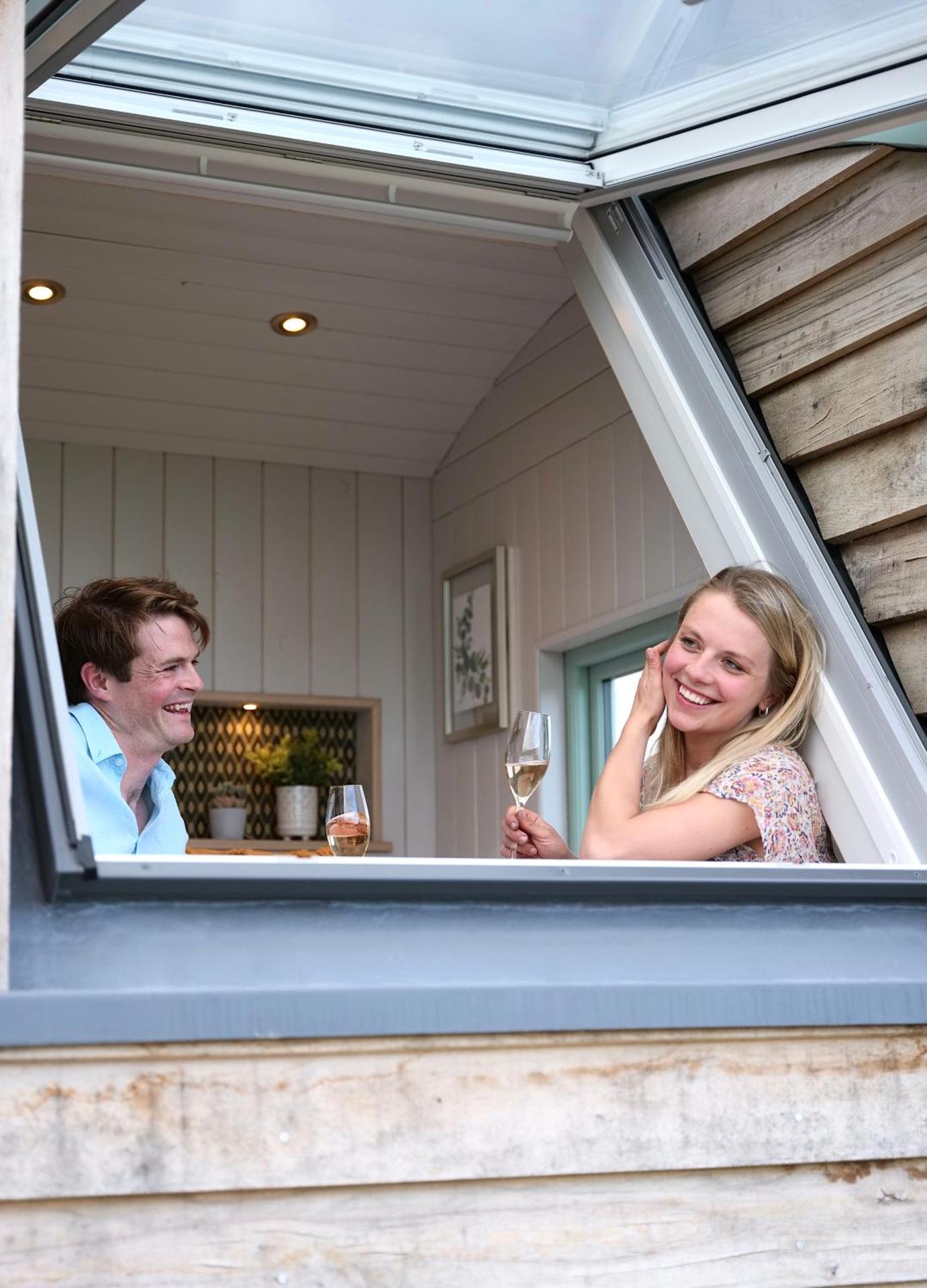 Luxury Retreat 30mins Taxi Ride From West London