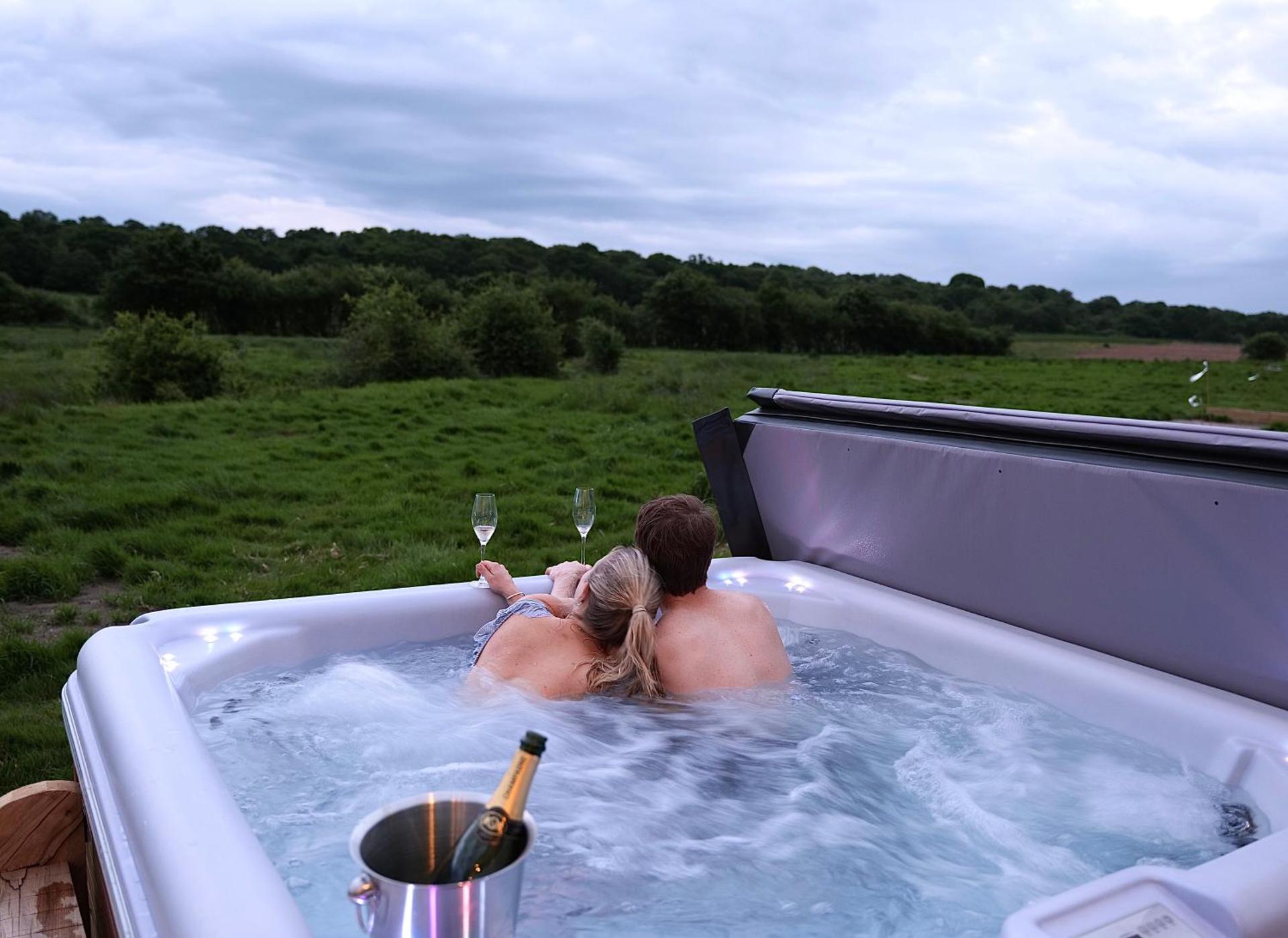 Luxury Retreat 30mins Taxi Ride From West London