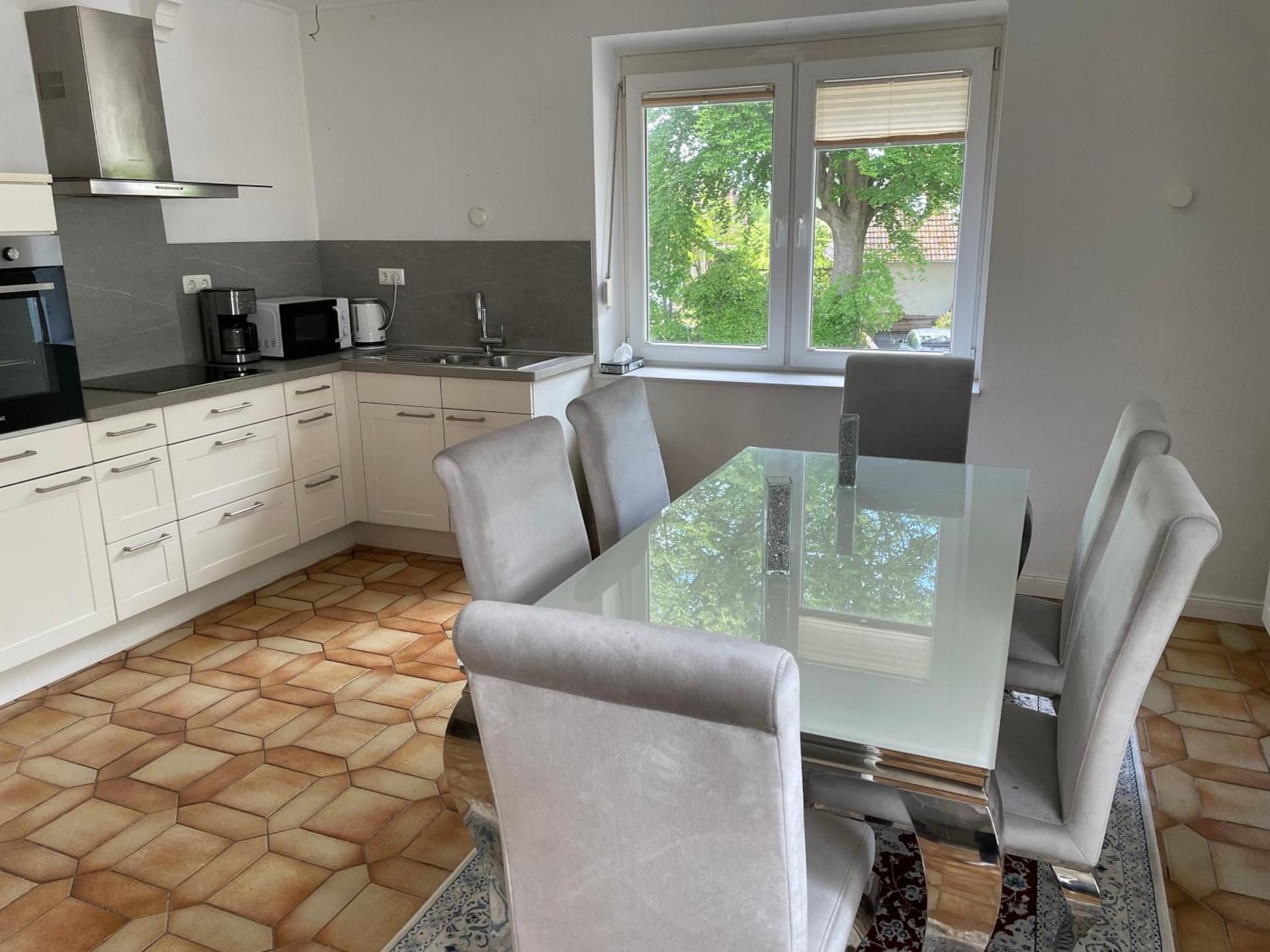 Apartment Hotel 24h Check-in, Free Parking and WiFi