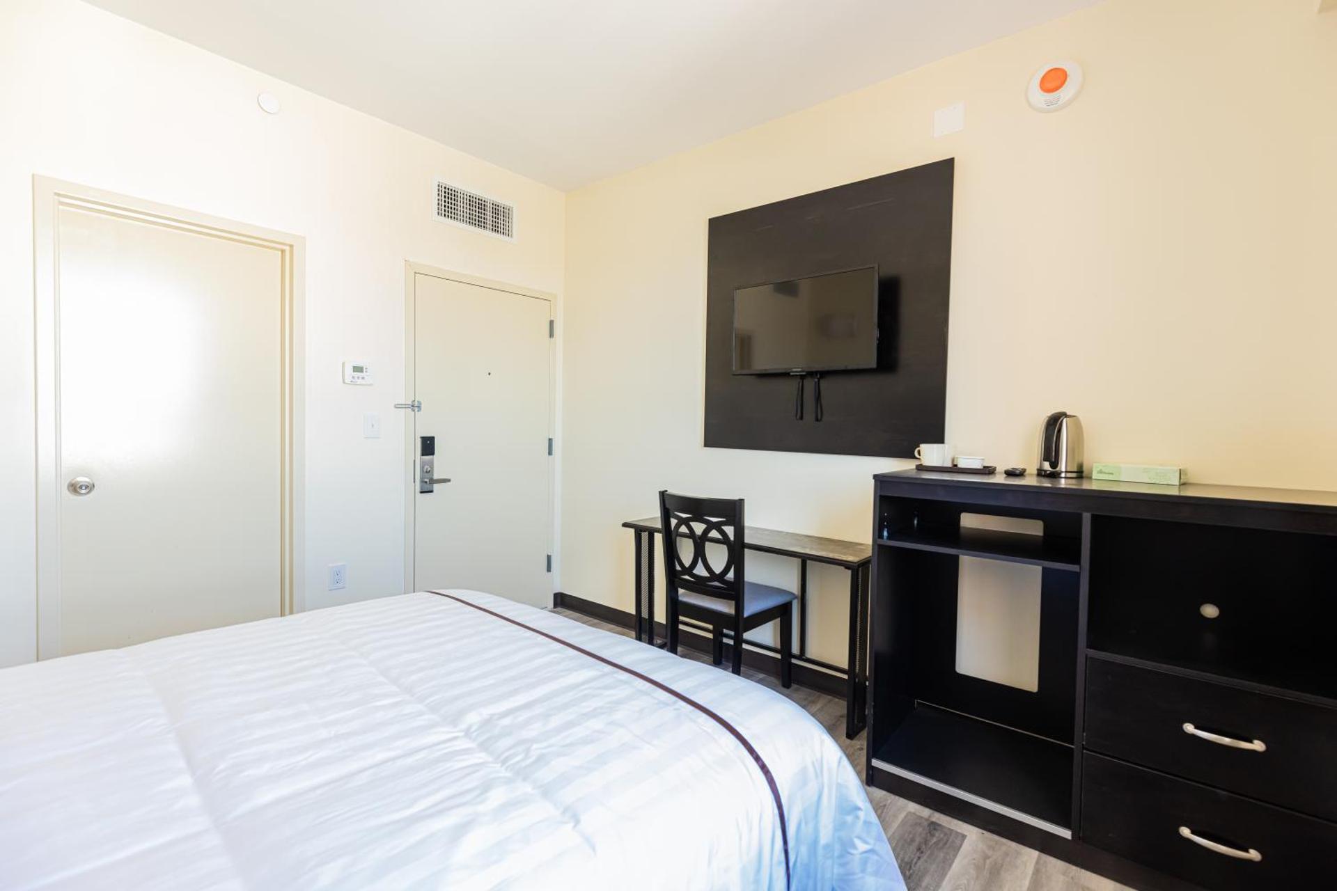 Astoria Inn LaGuardia Hotel