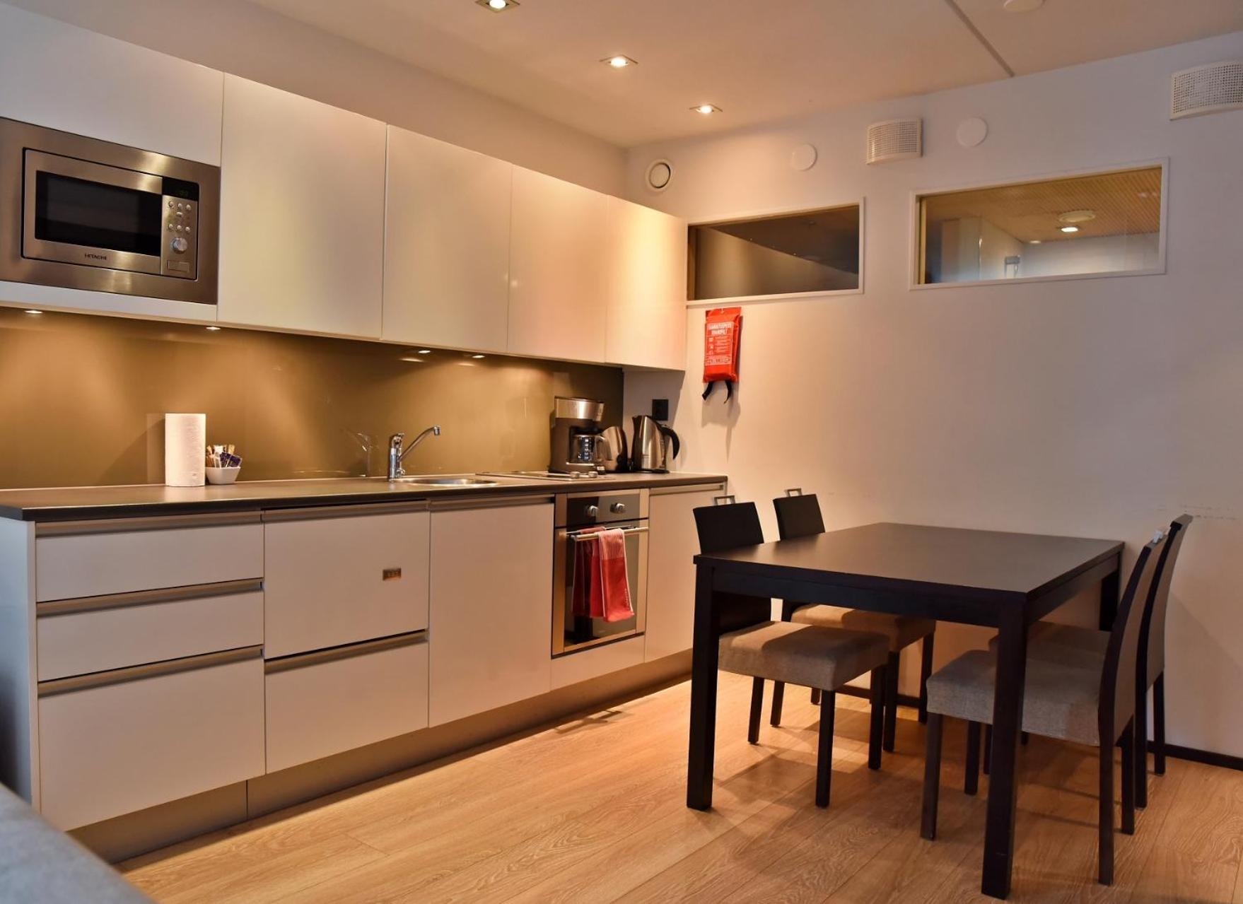 Kitchen or kitchenette