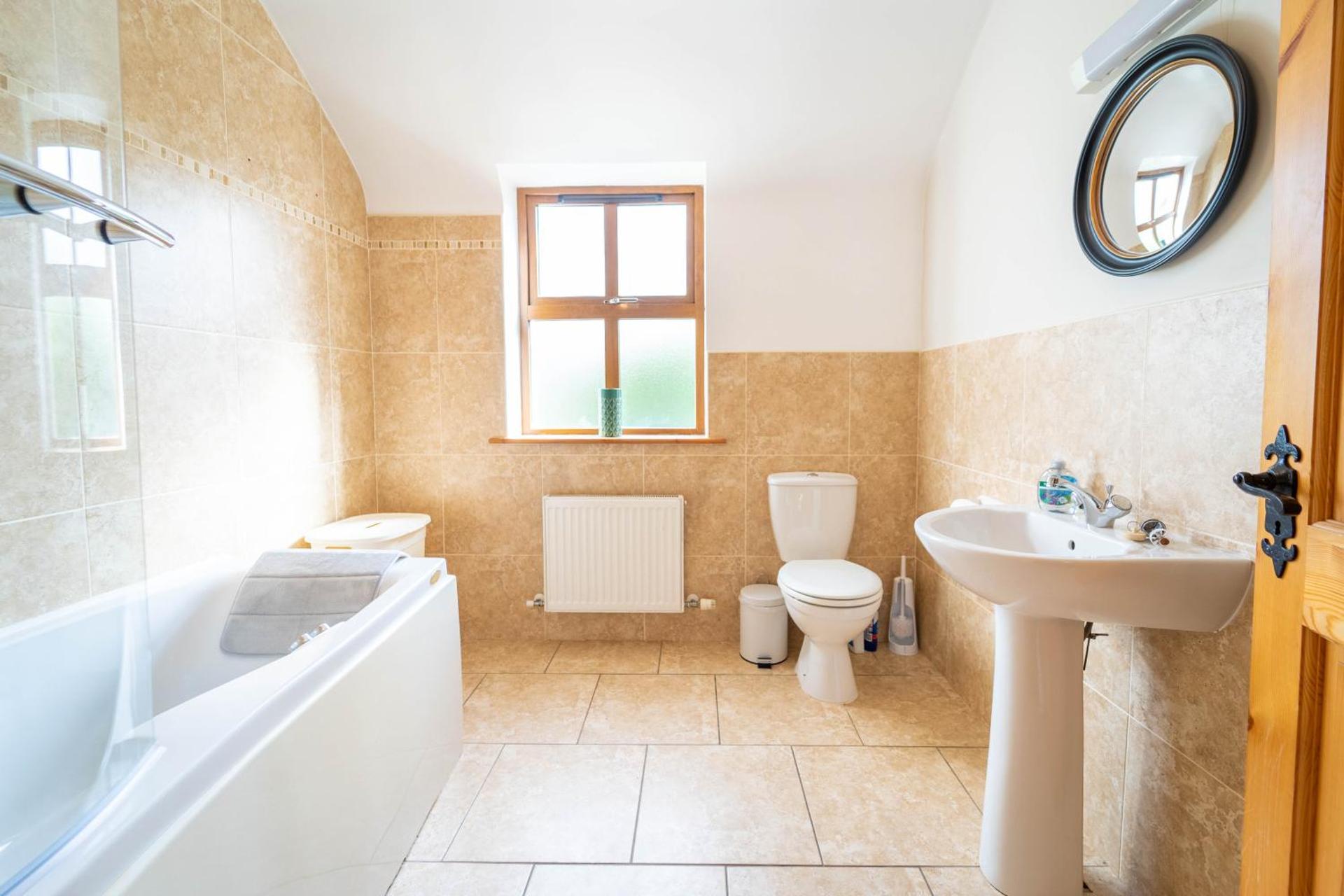 Dingle View - 37 Tír Na Fiuise