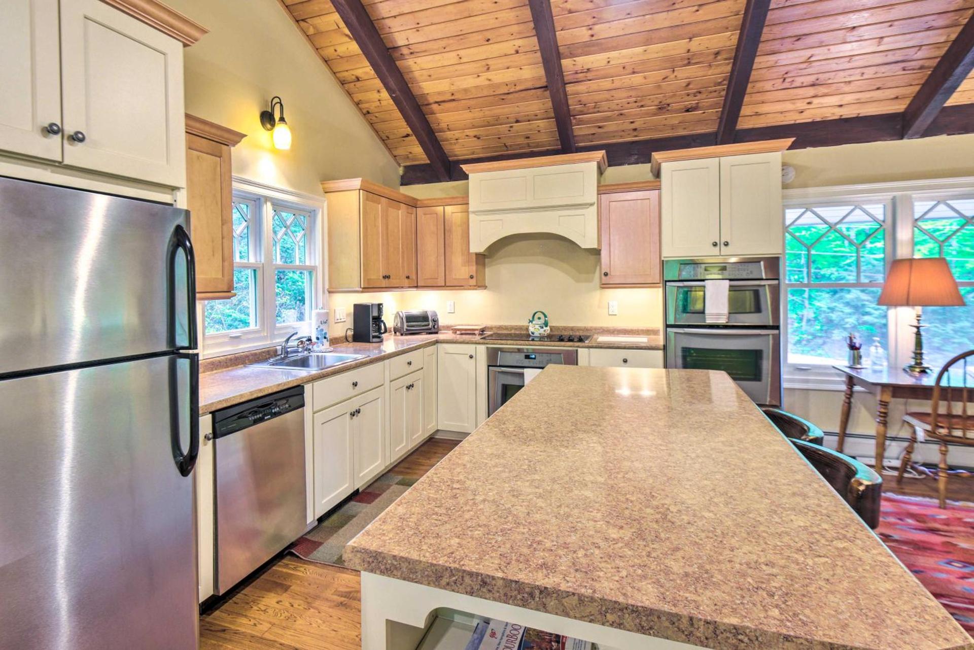 4 Mi to Ski Slopes Family-Friendly Bartlett Home!