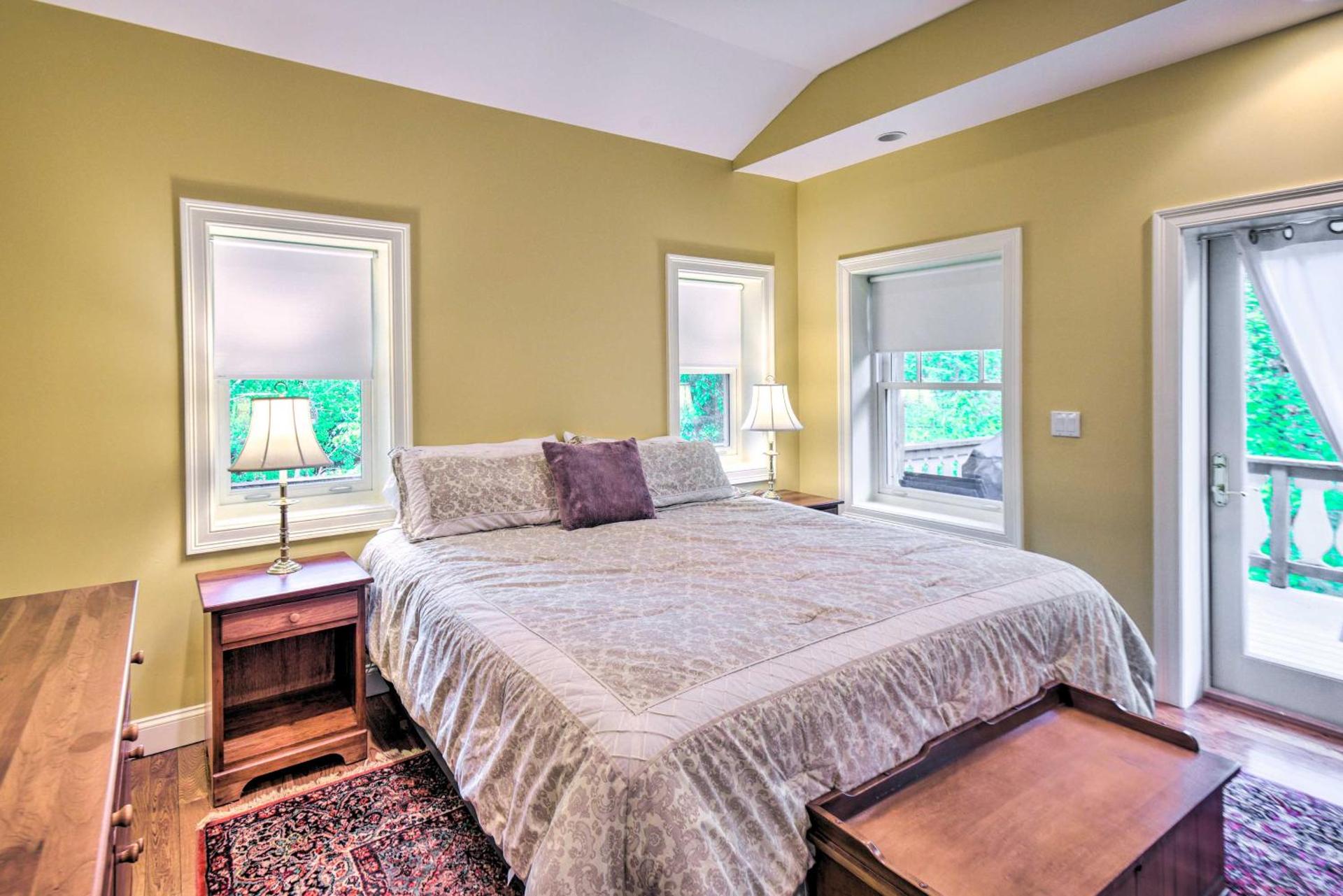 4 Mi to Ski Slopes Family-Friendly Bartlett Home!