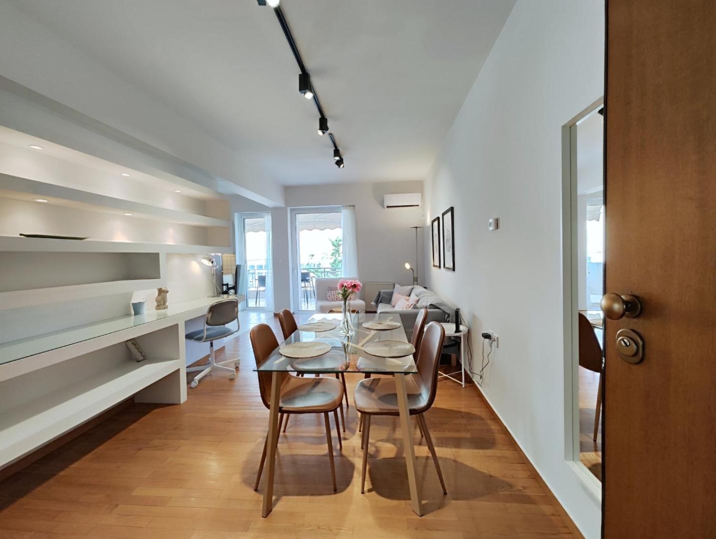 Niovis by Verde Apartments