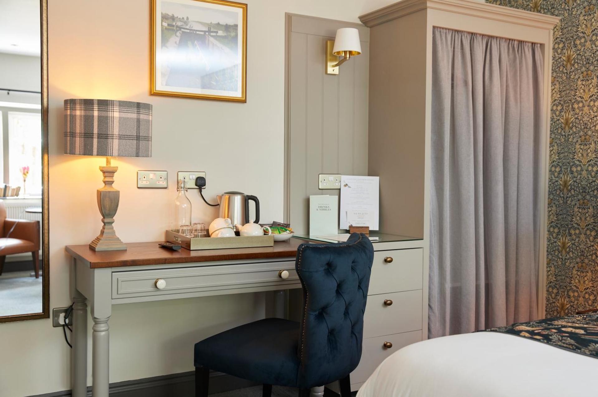 Rose Revived by Chef & Brewer Collection