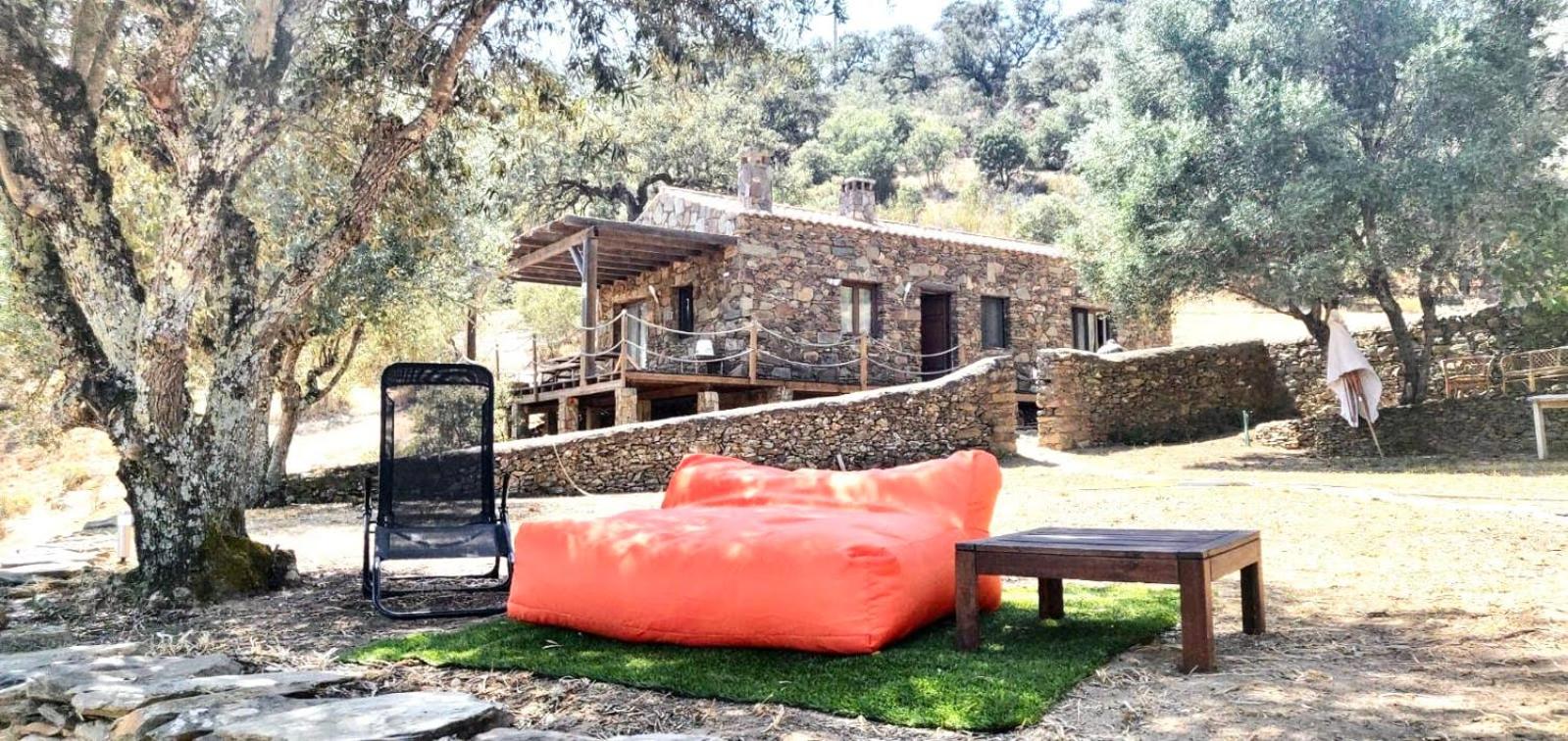 Casas de Campo do Castro da Cola