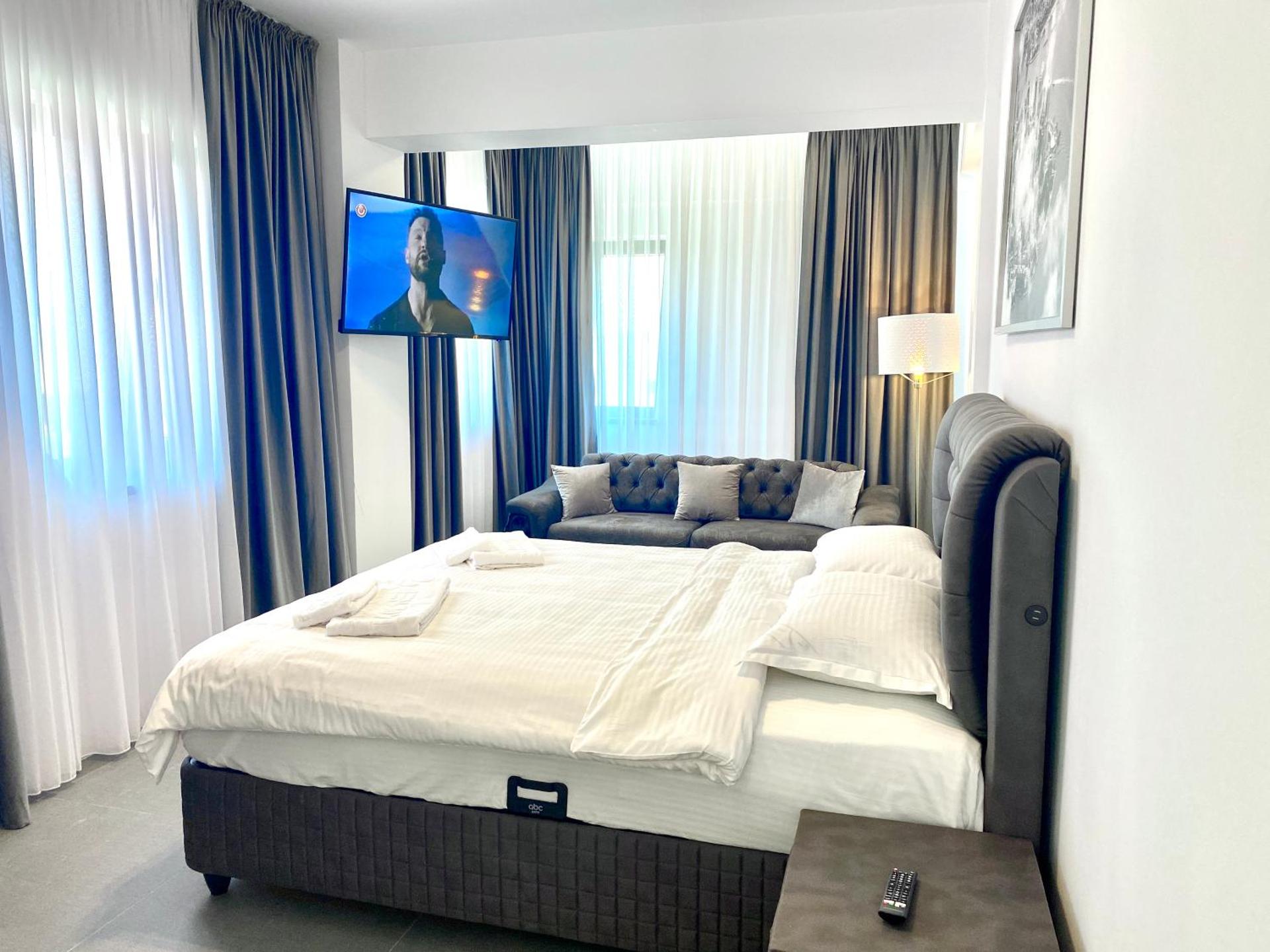 Enjoy Life Apartments