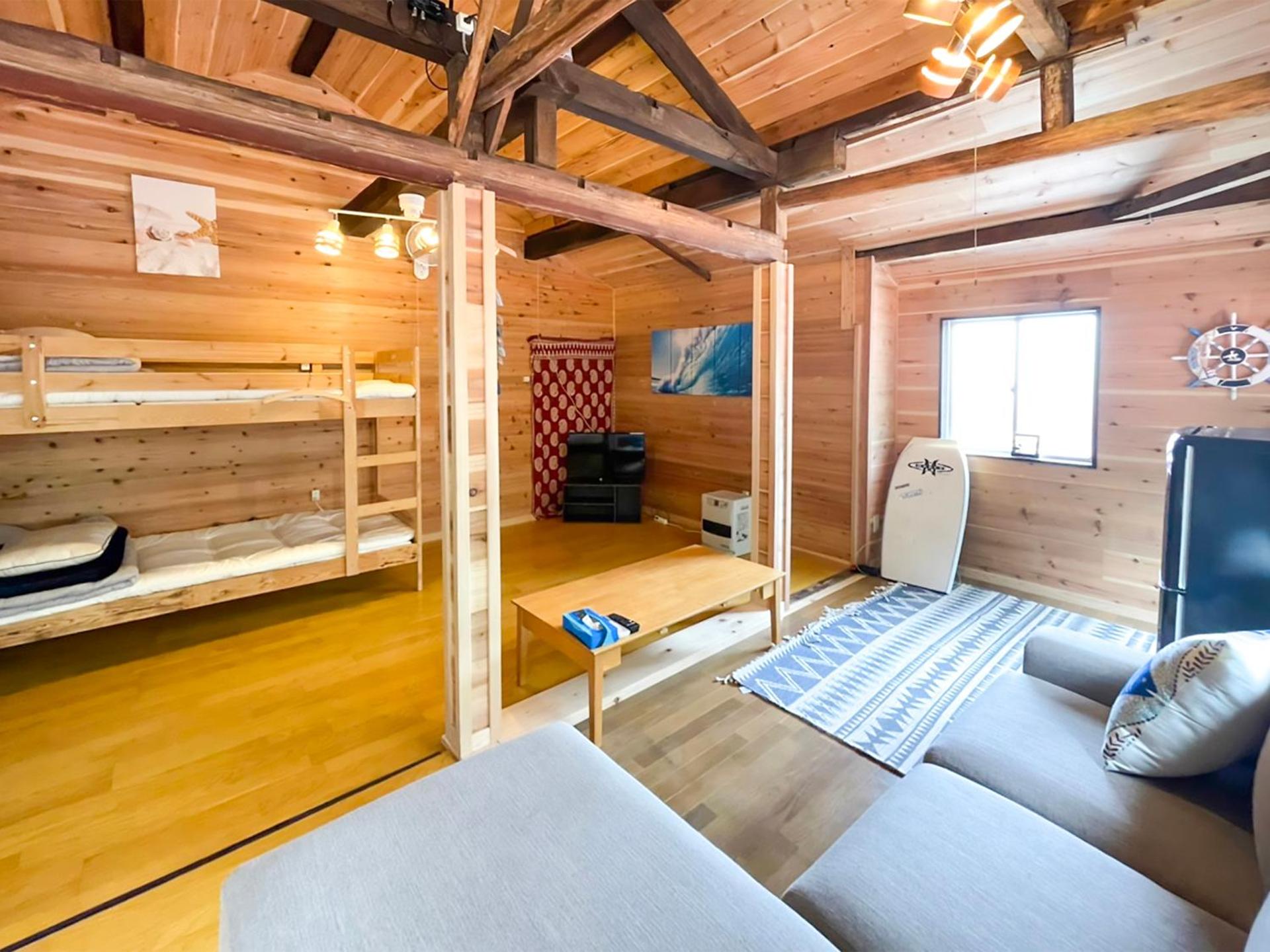 Photo of the whole room