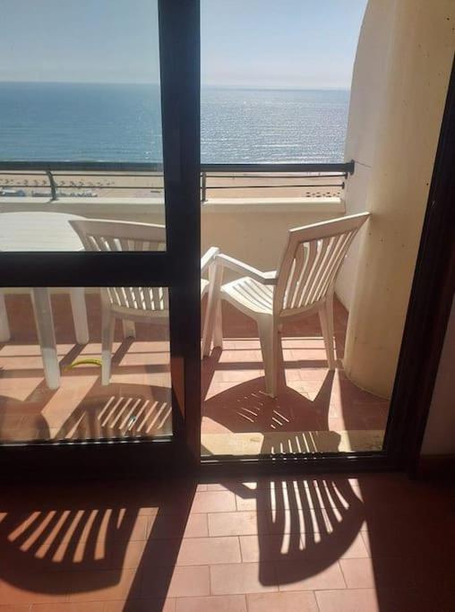 Monte Gordo Beach Sky Flat