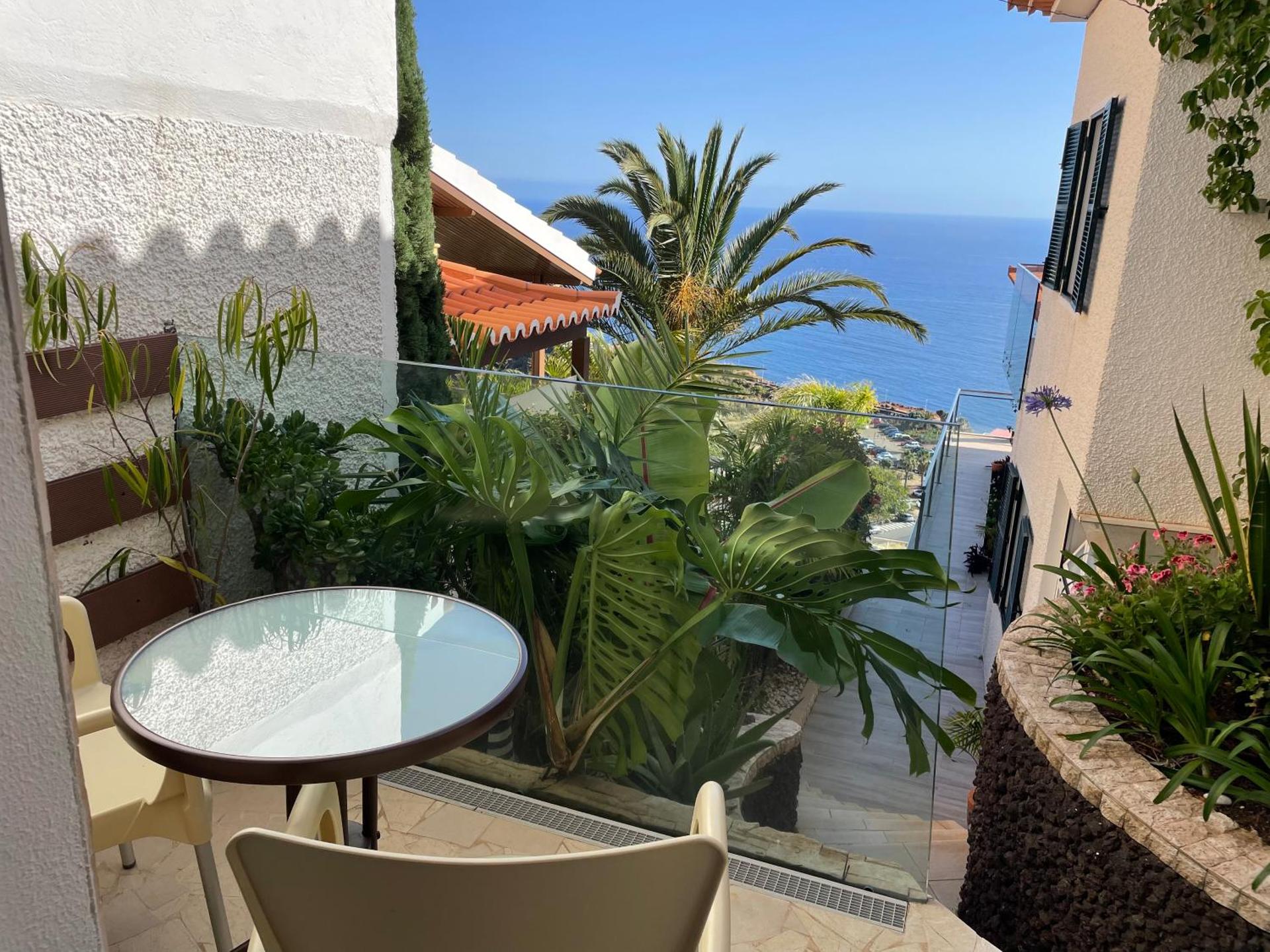 Villa Isabela - Car Rental for Free