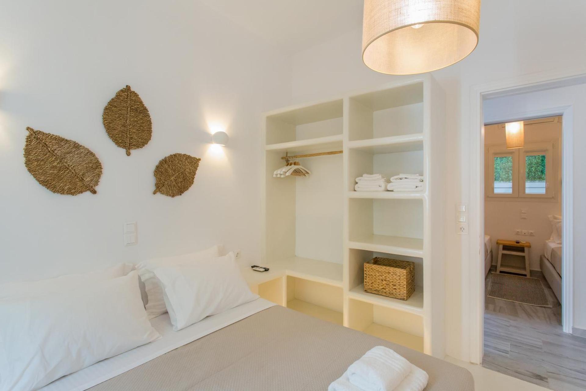 Satsi’s Premium Seascape-2 min from the beach&town