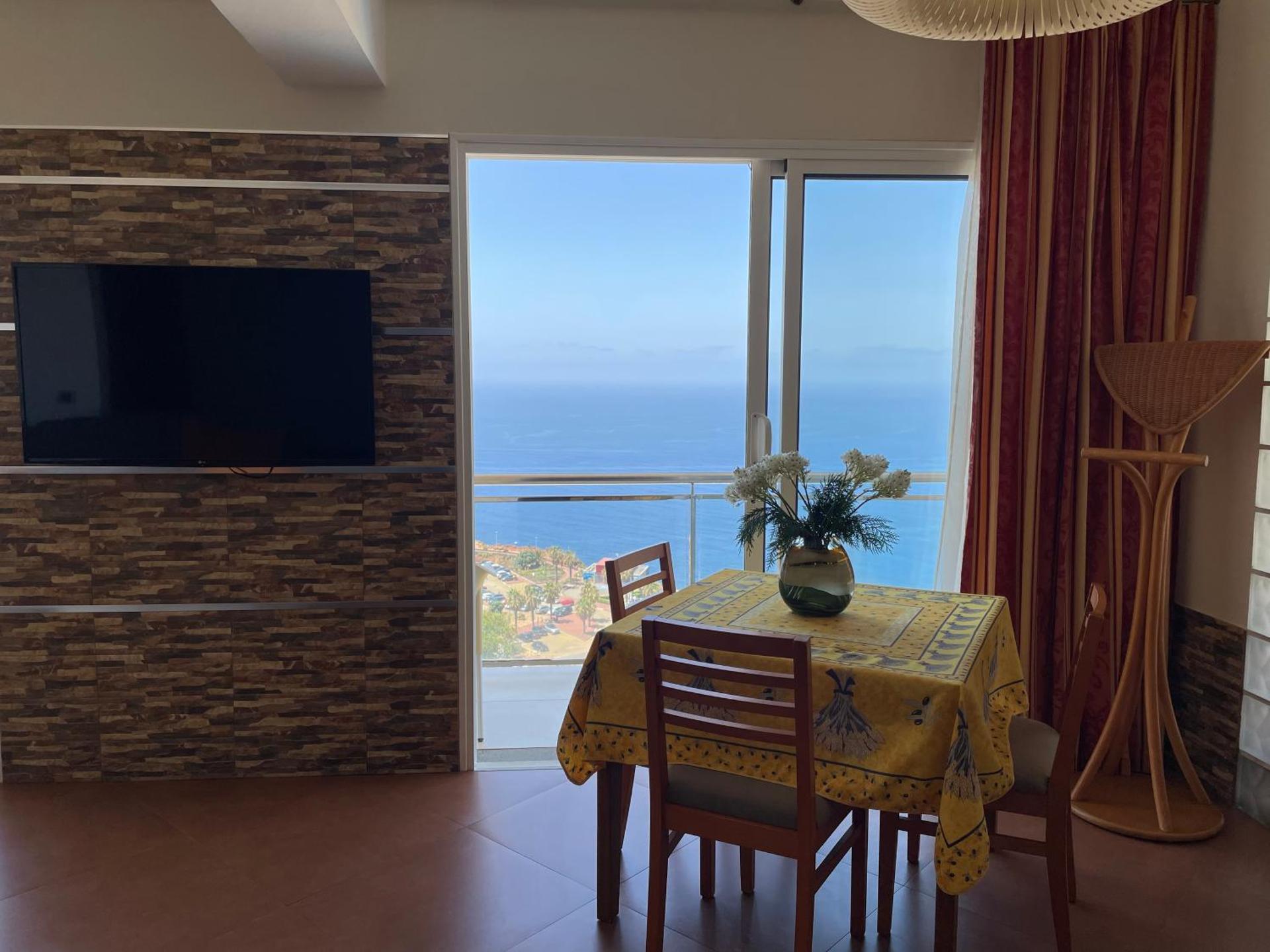 Villa Isabela - Car Rental for Free