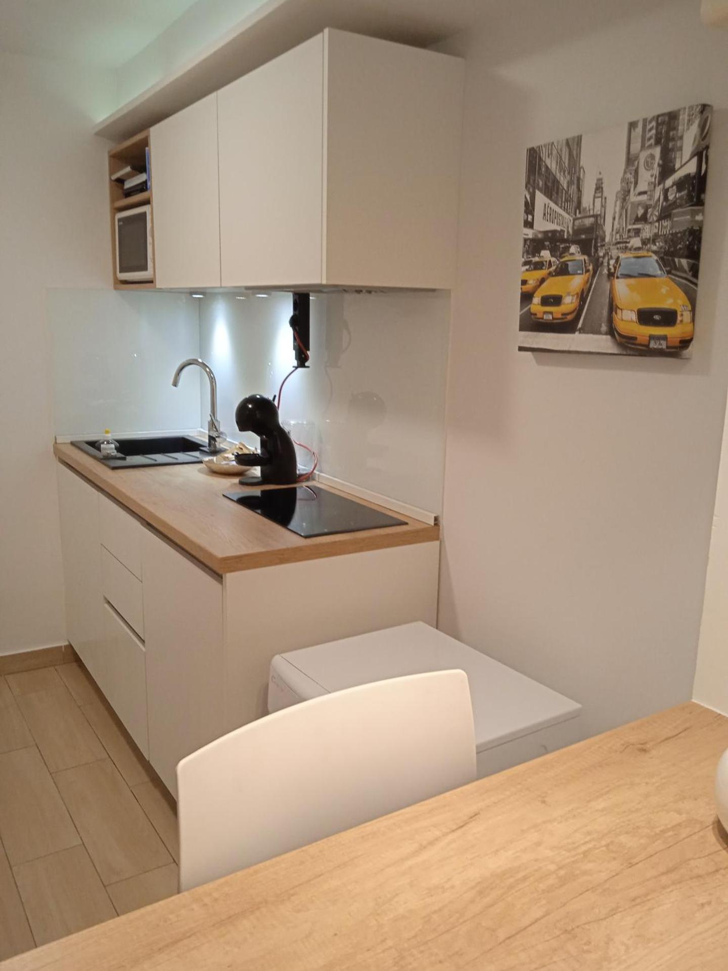 Kitchen or kitchenette