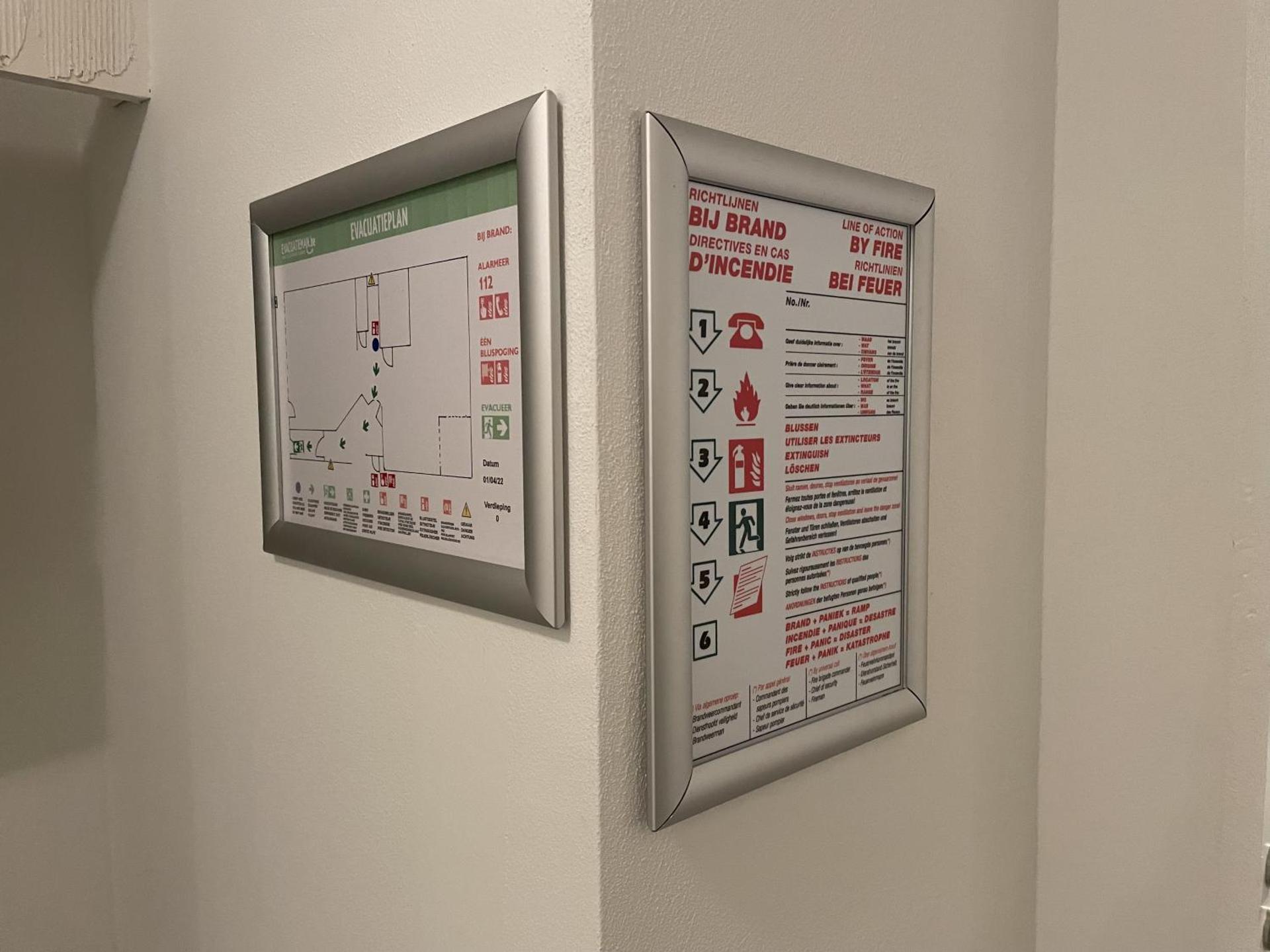 Logo/Certificate/Sign