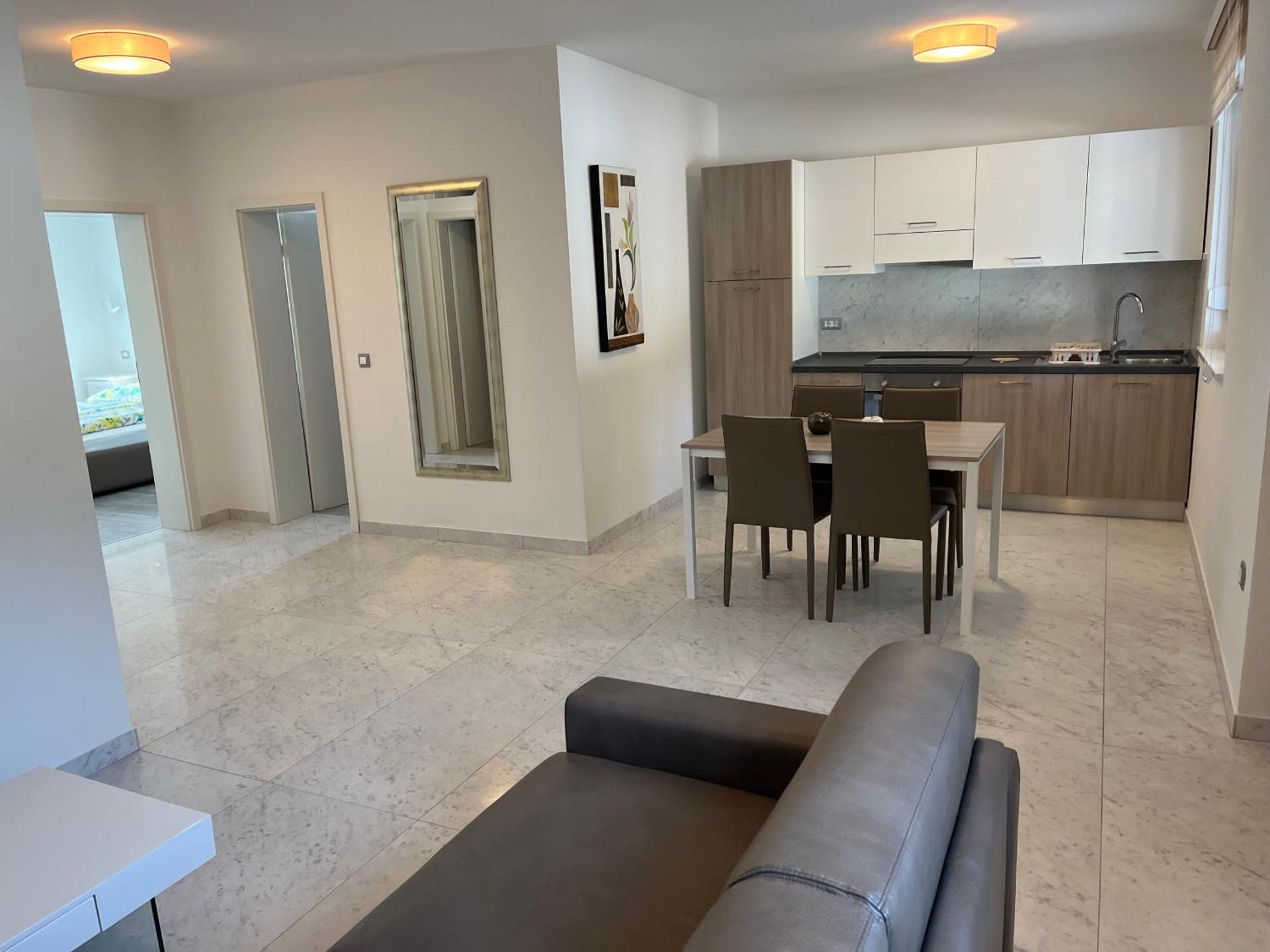 VILLA SILVIA - FUNTANA